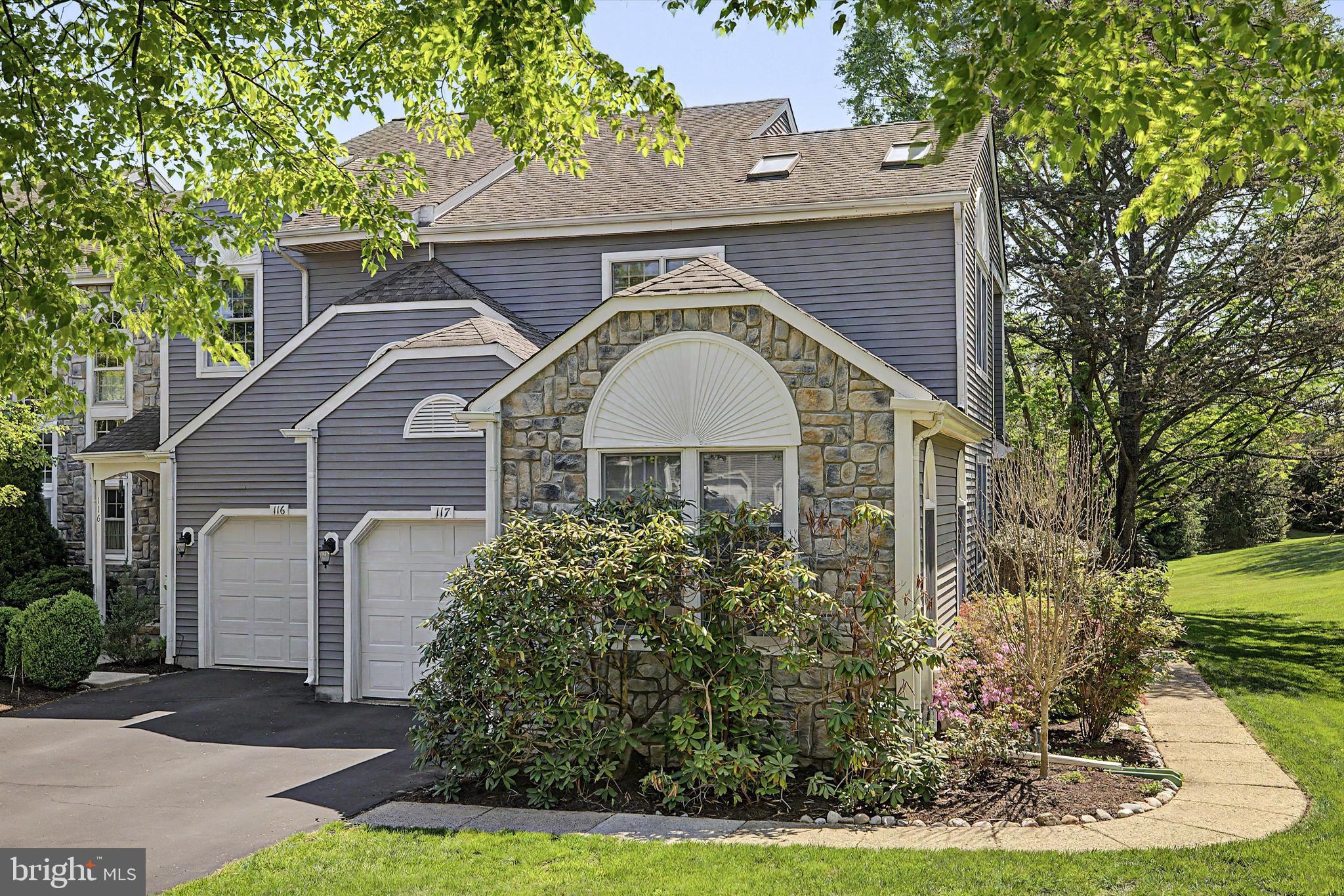 FIELDSTONE - Residential