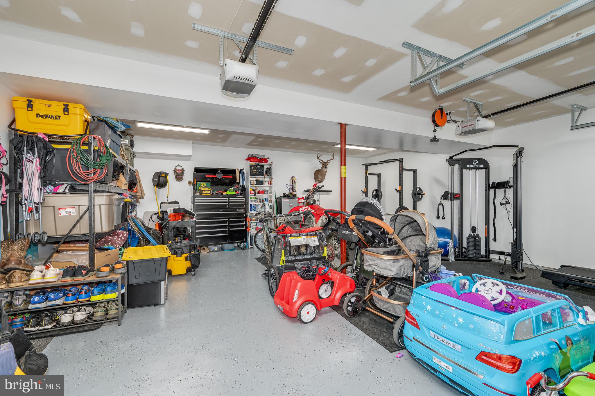 HERITAGE HILLS - Residential