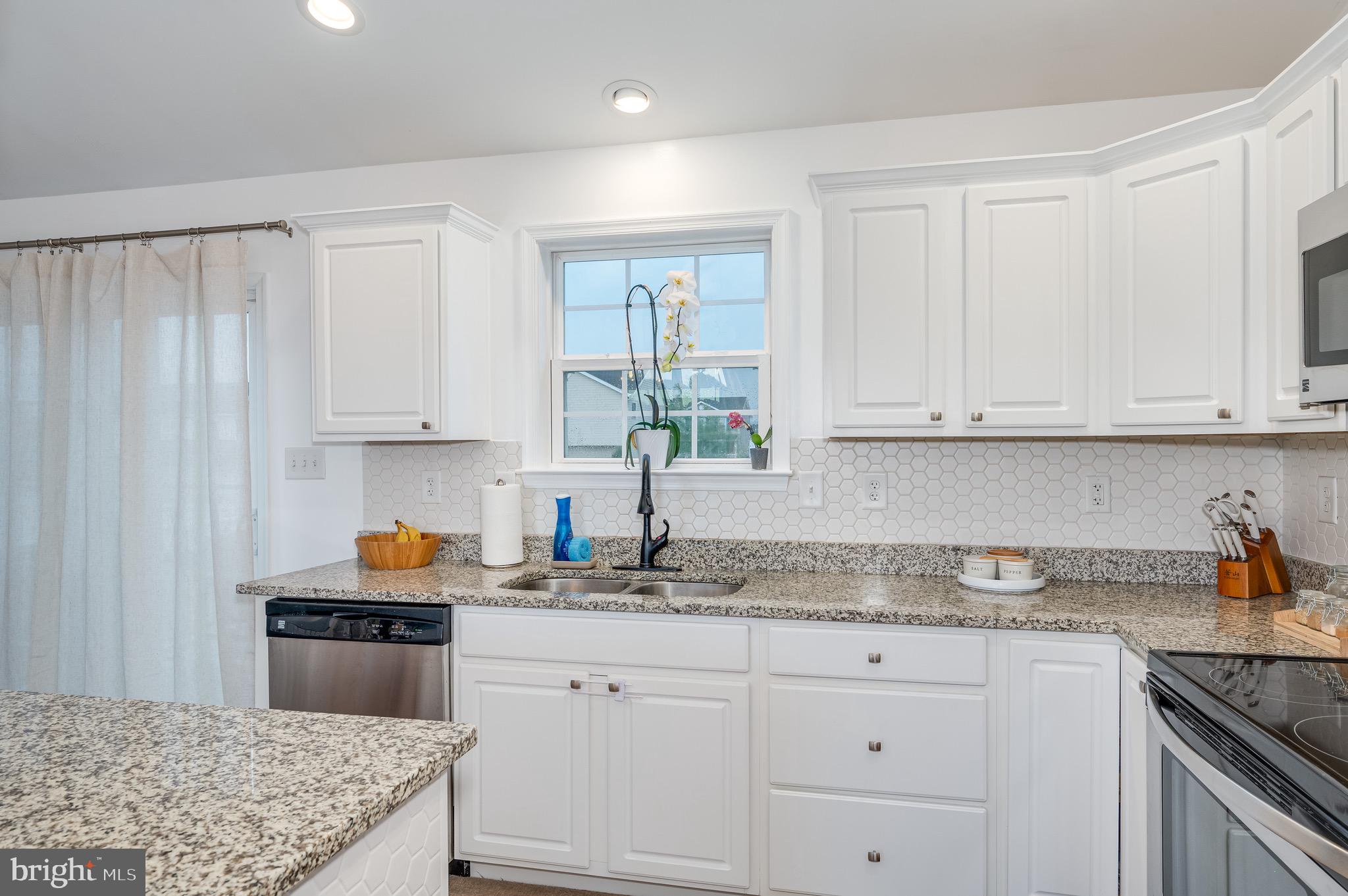 HERITAGE HILLS - Residential