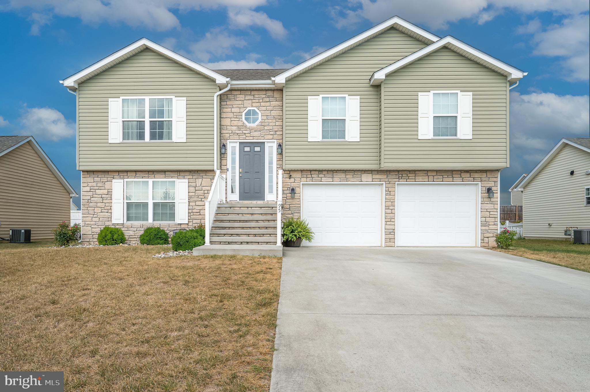 HERITAGE HILLS - Residential