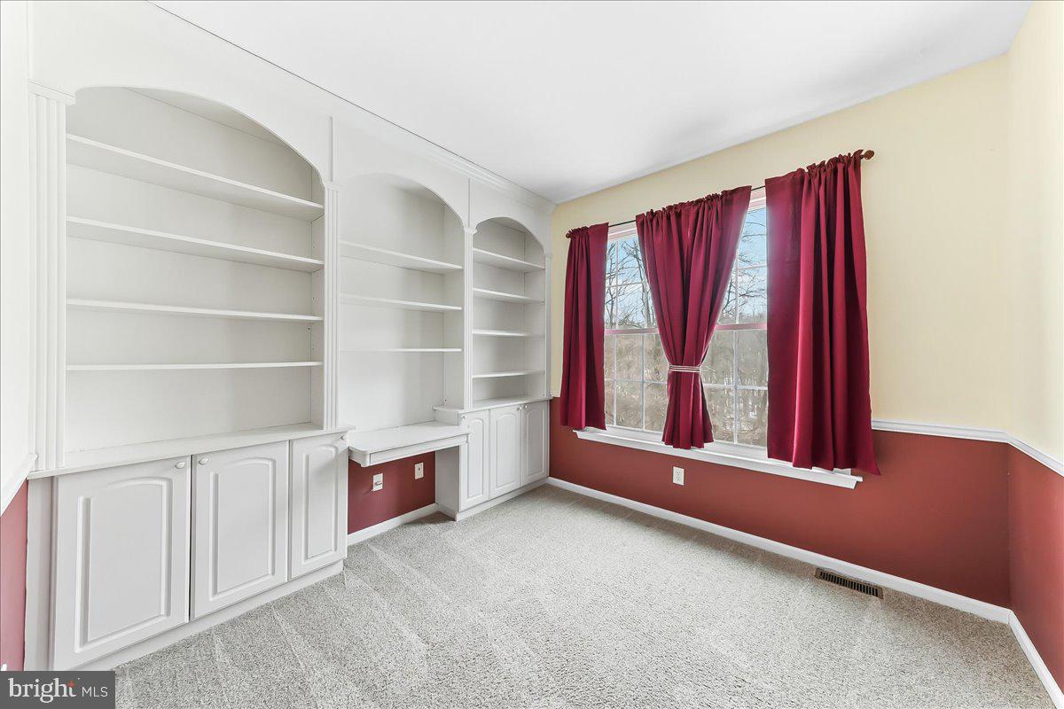 FOX HILL FARM - Residential