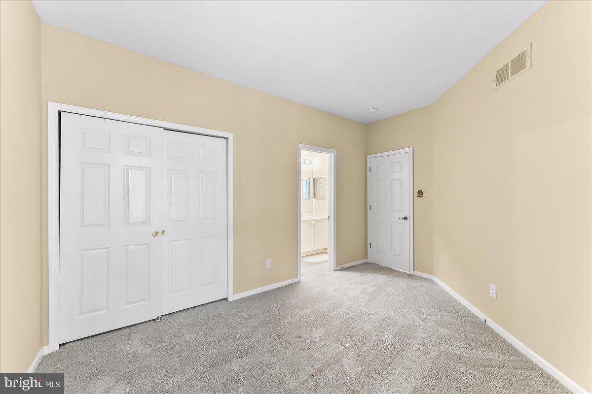 FOX HILL FARM - Residential