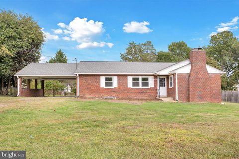 5835 LEBANON ROAD ALEXANDRIA VA 22310