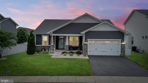 2017 CHAMBERLAIN DRIVE FREDERICK MD 21702