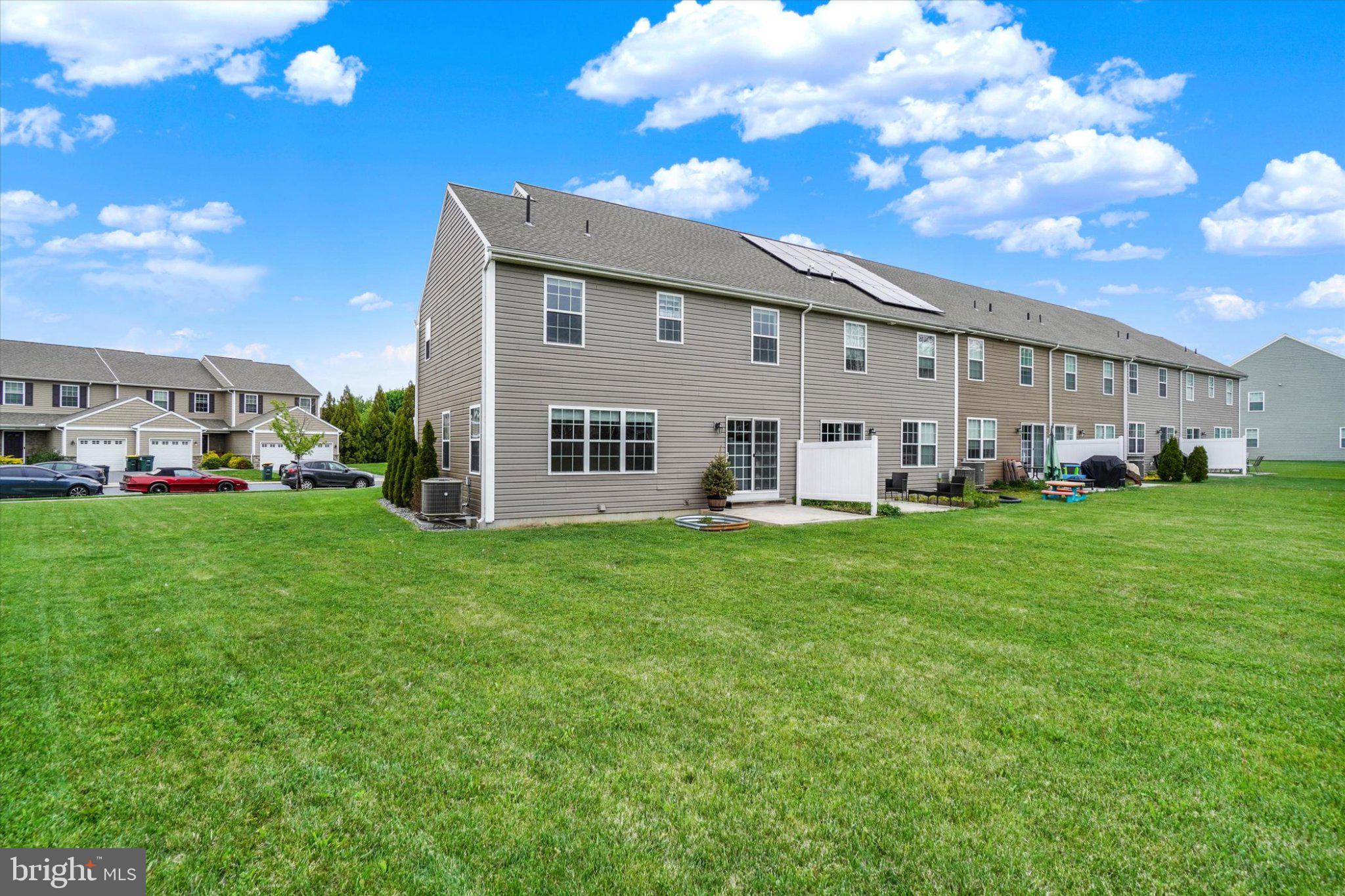 CEDAR HOLLOW - Residential