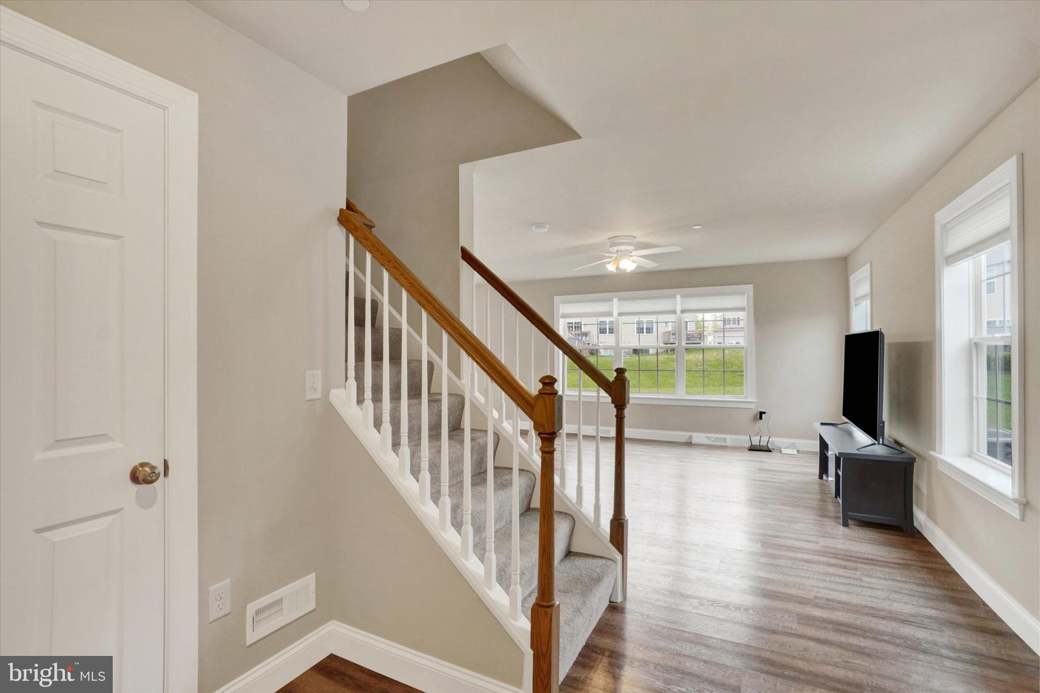 CEDAR HOLLOW - Residential