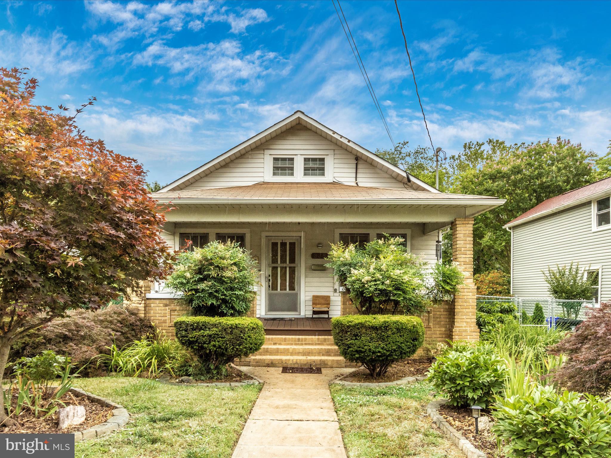 LAUREL - Residential