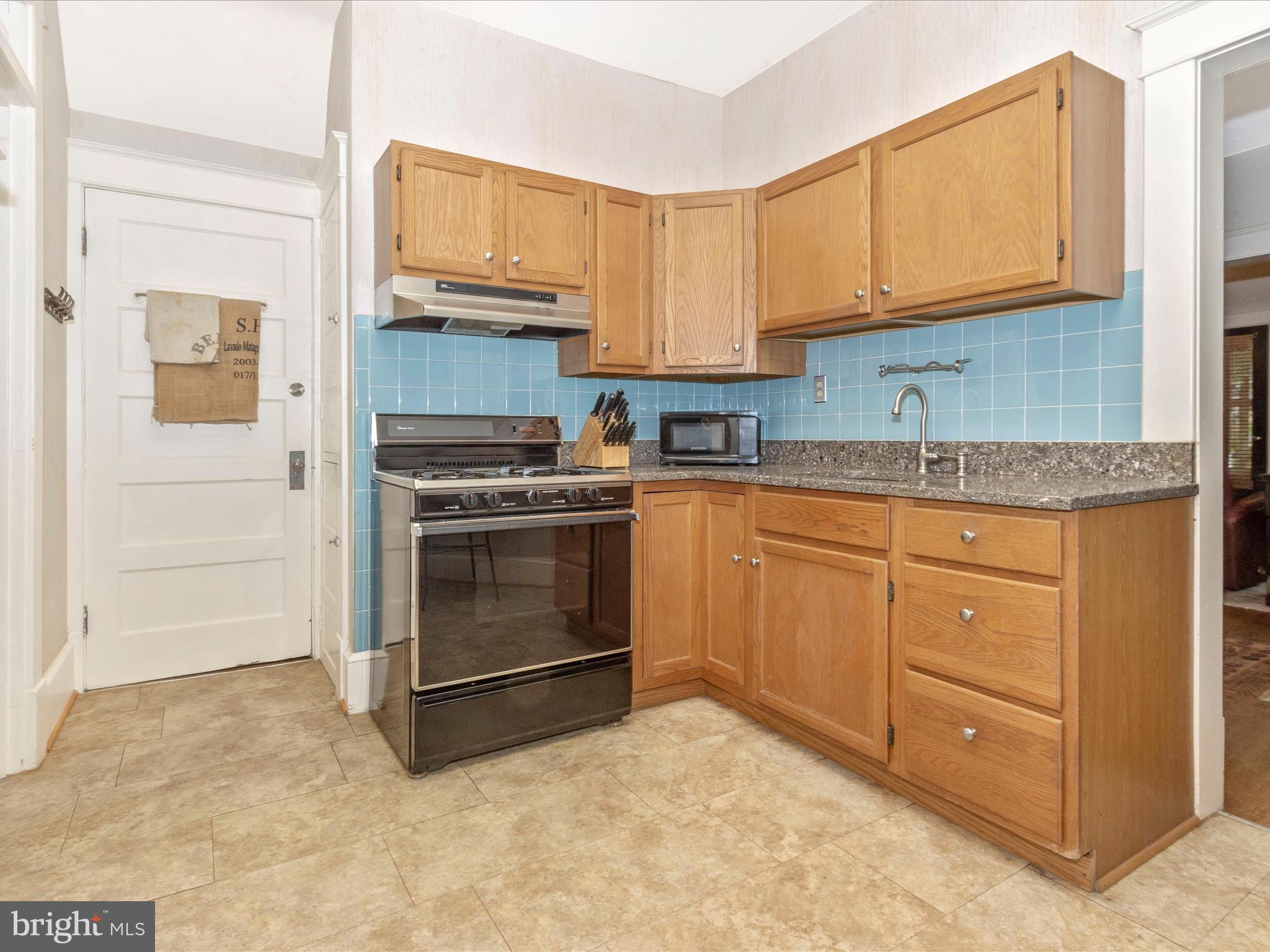 LAUREL - Residential