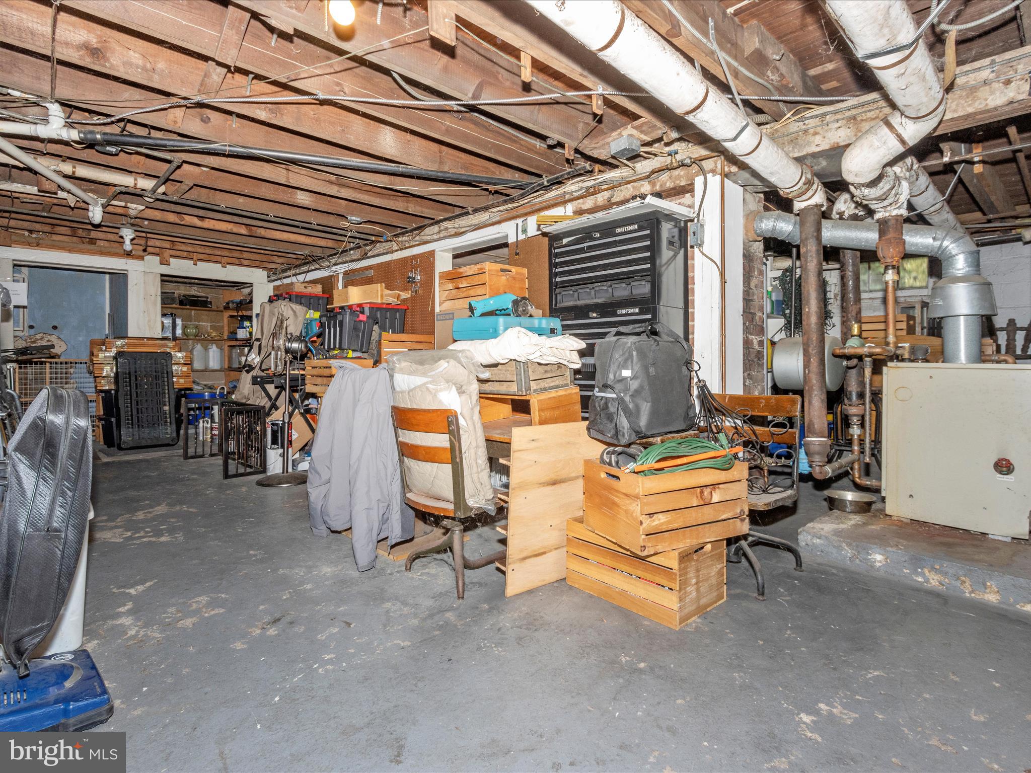 LAUREL - Residential