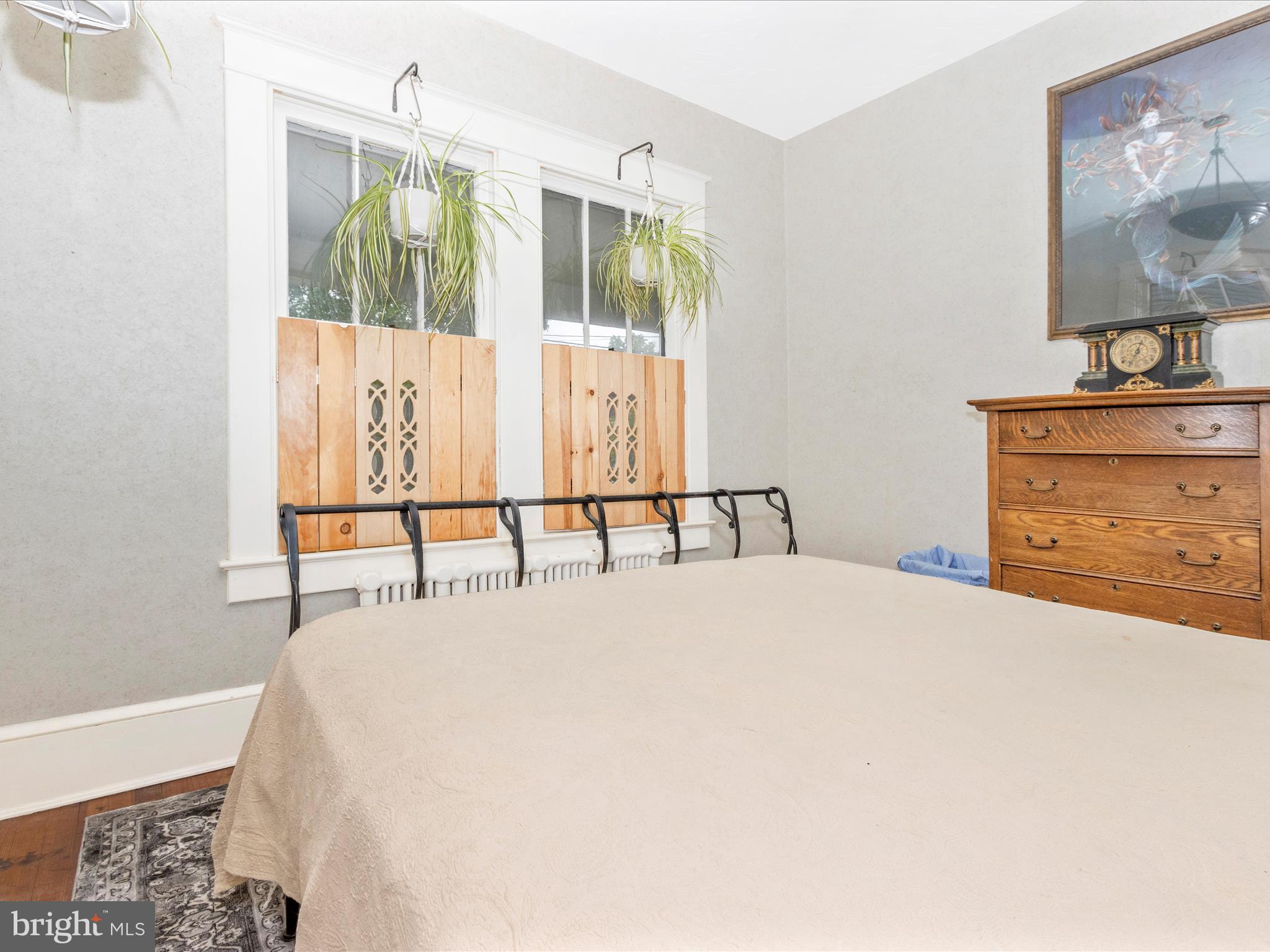 LAUREL - Residential