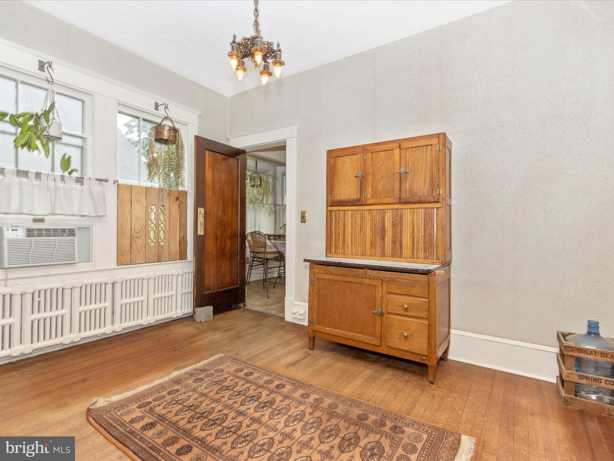 LAUREL - Residential