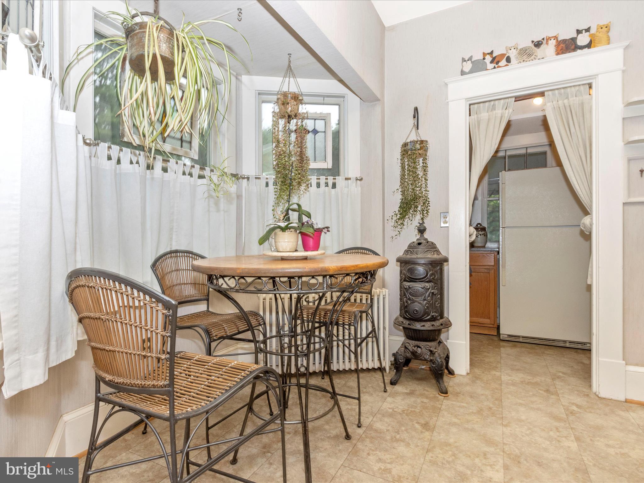 LAUREL - Residential