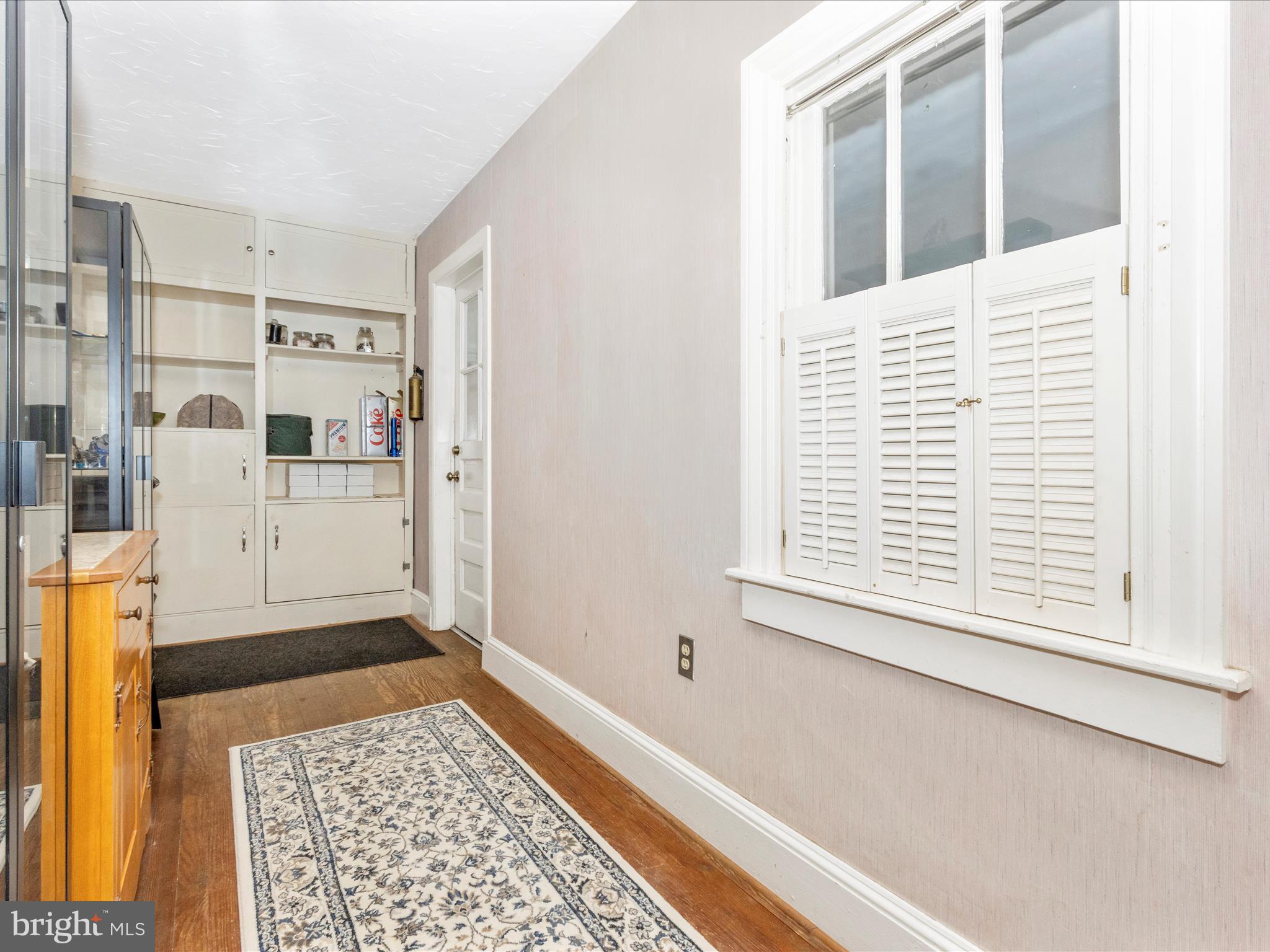 LAUREL - Residential