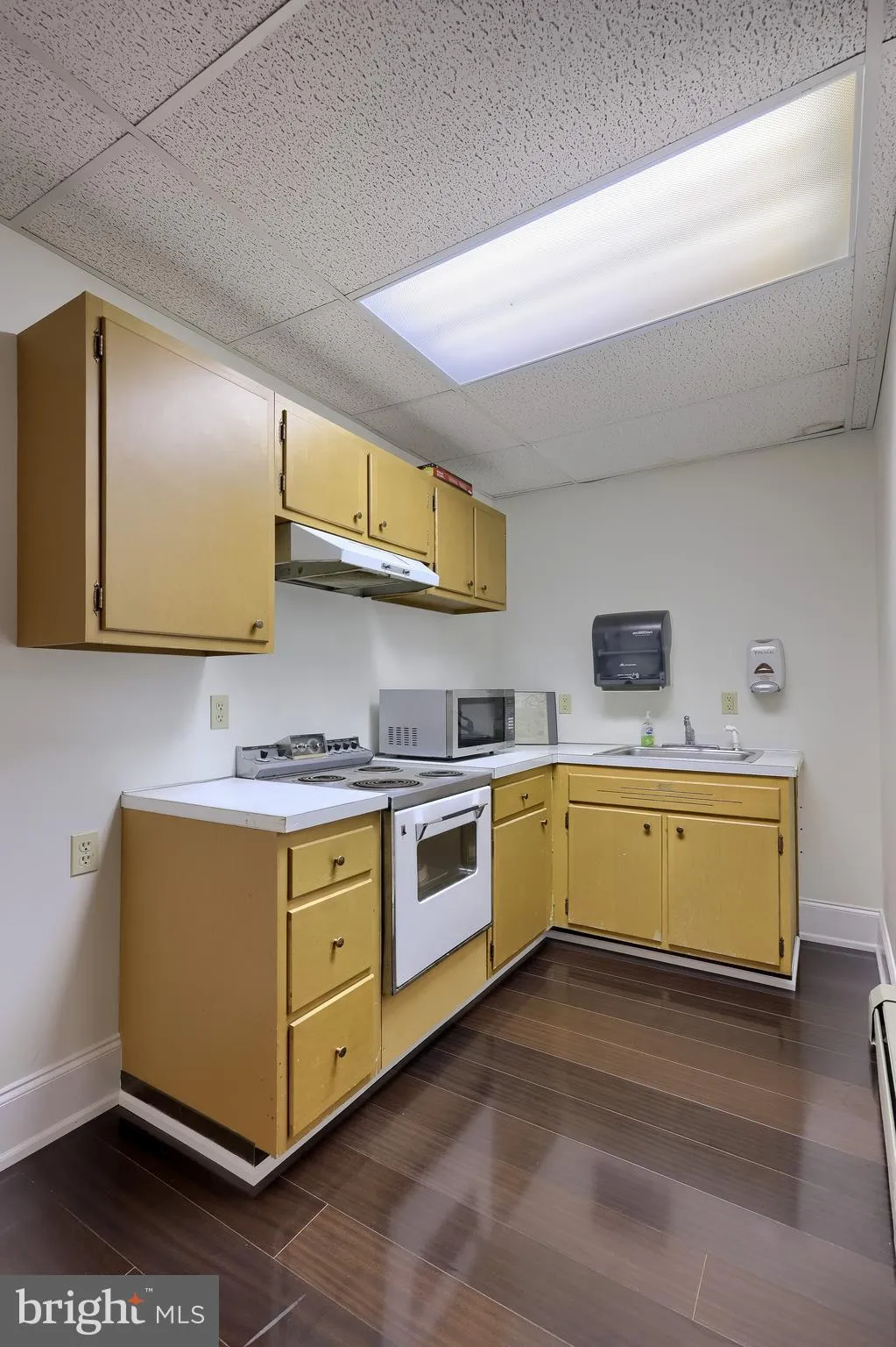 Akron, Pennsylvania 17501, United States, ,Commercial,Active,143411