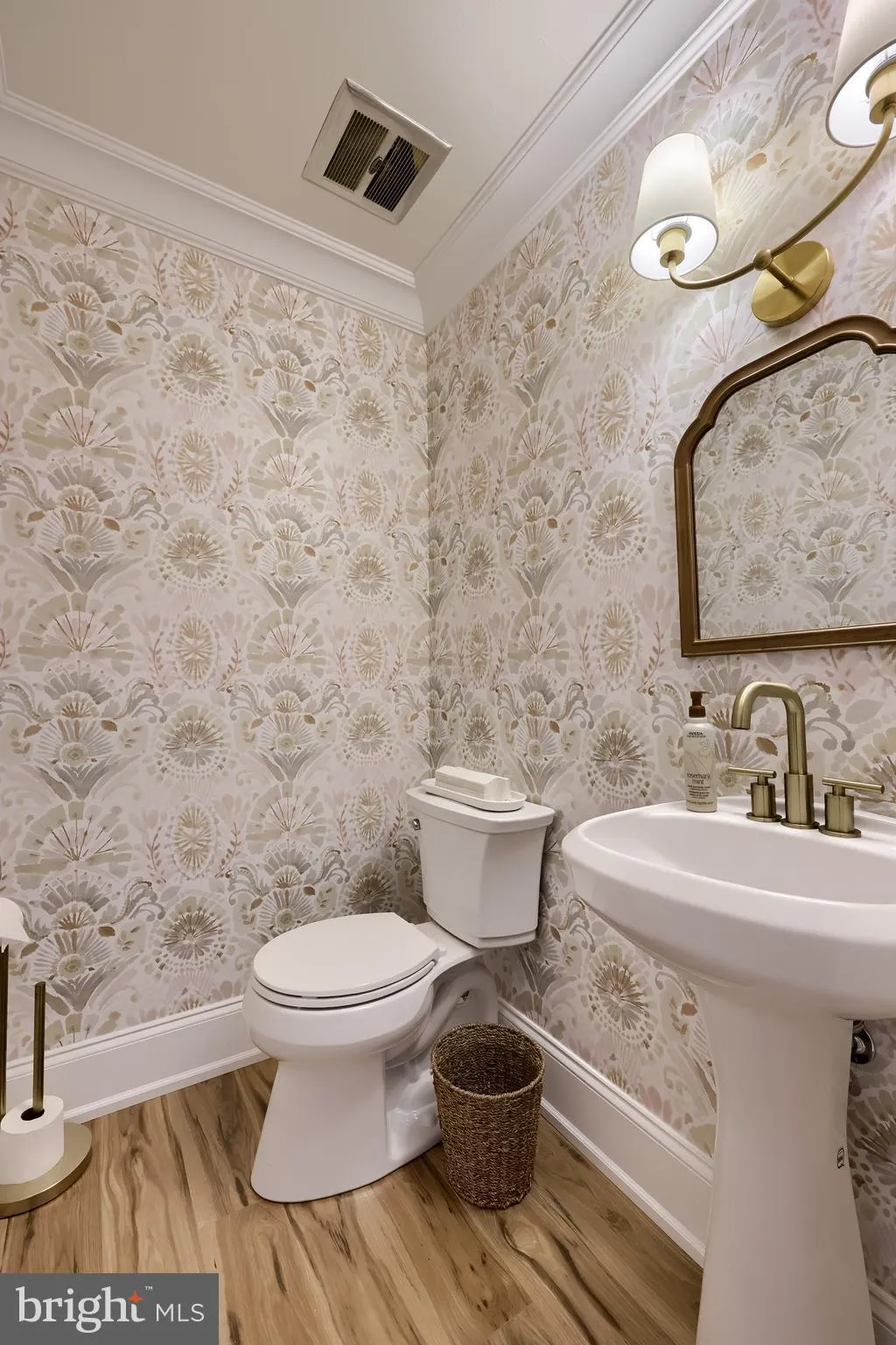 Akron, Pennsylvania 17501, United States, ,Commercial,Active,143411