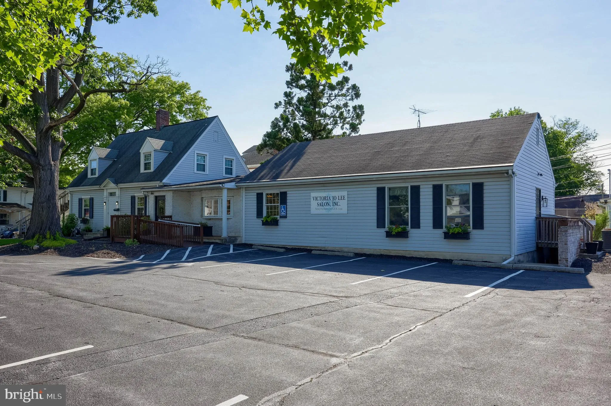 Akron, Pennsylvania 17501, United States, ,Commercial,Active,143411