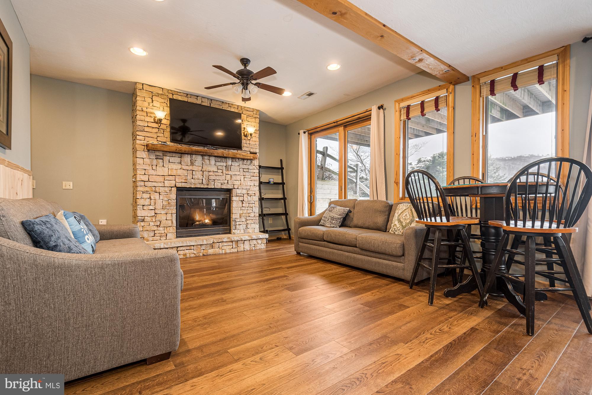 CEDAR VILLAGE - Residential