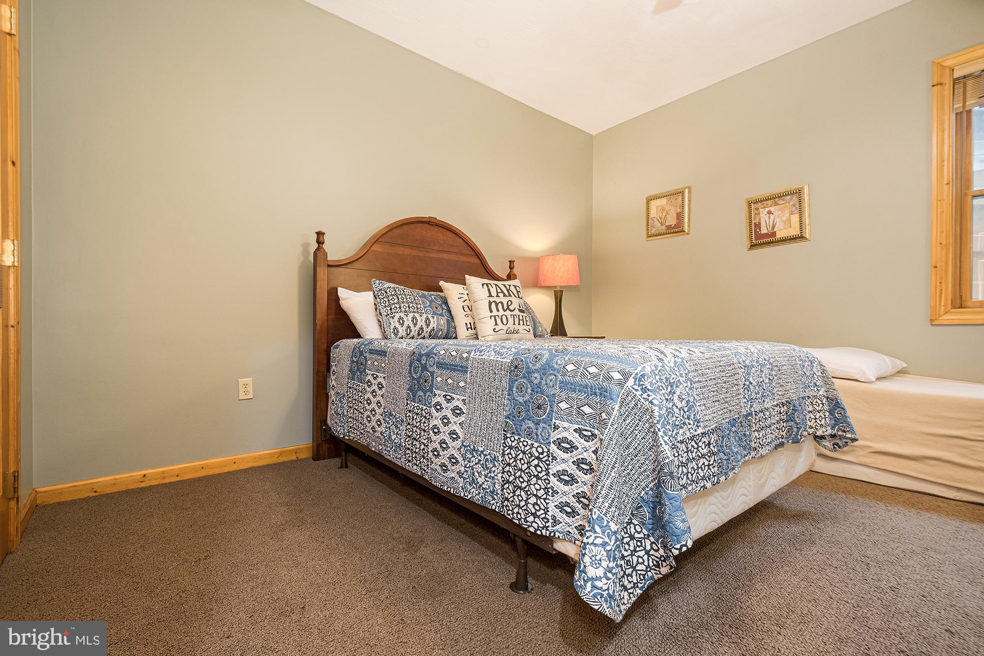 CEDAR VILLAGE - Residential