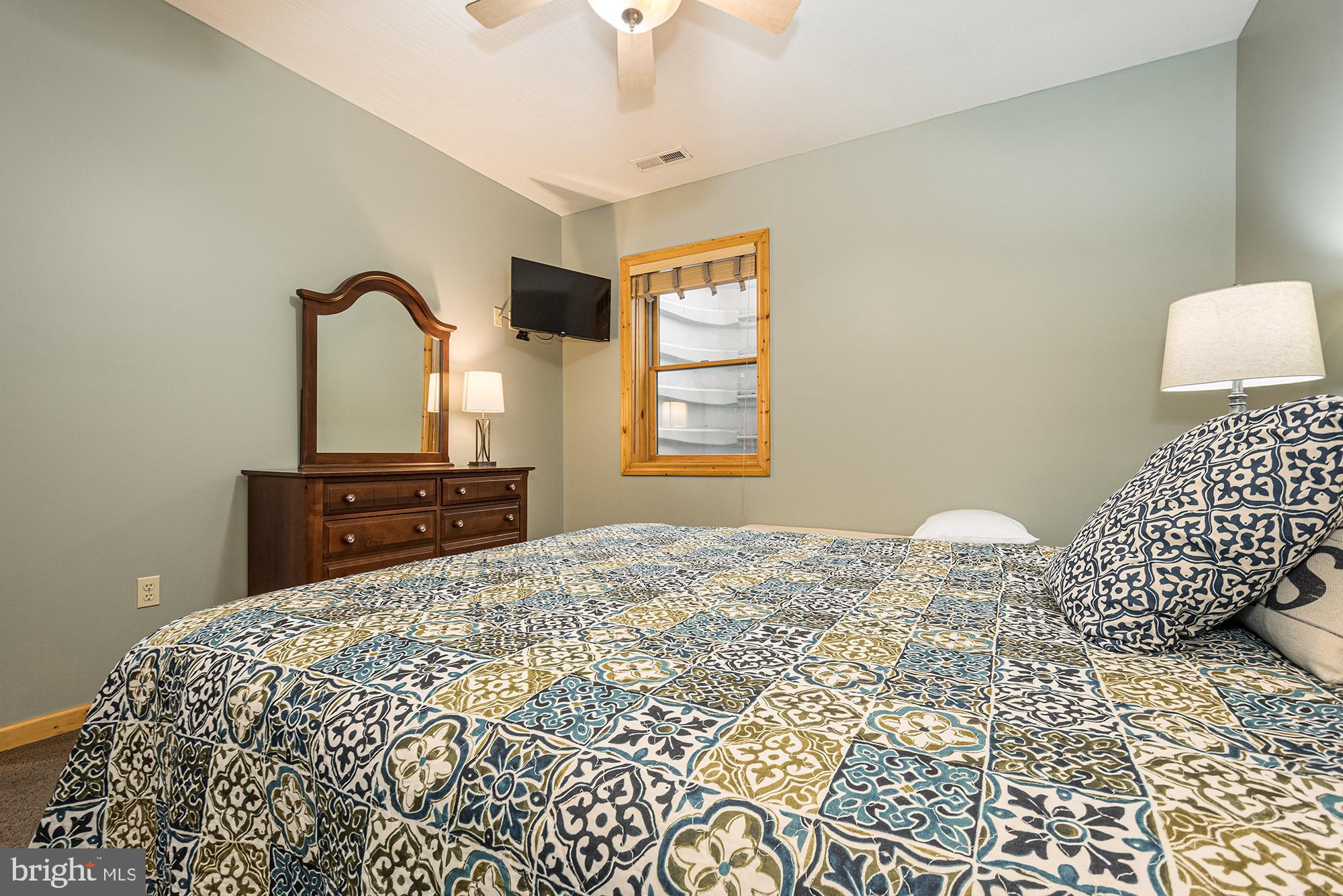 CEDAR VILLAGE - Residential