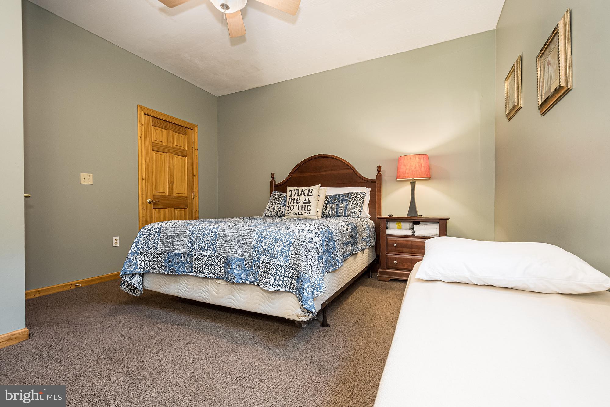 CEDAR VILLAGE - Residential