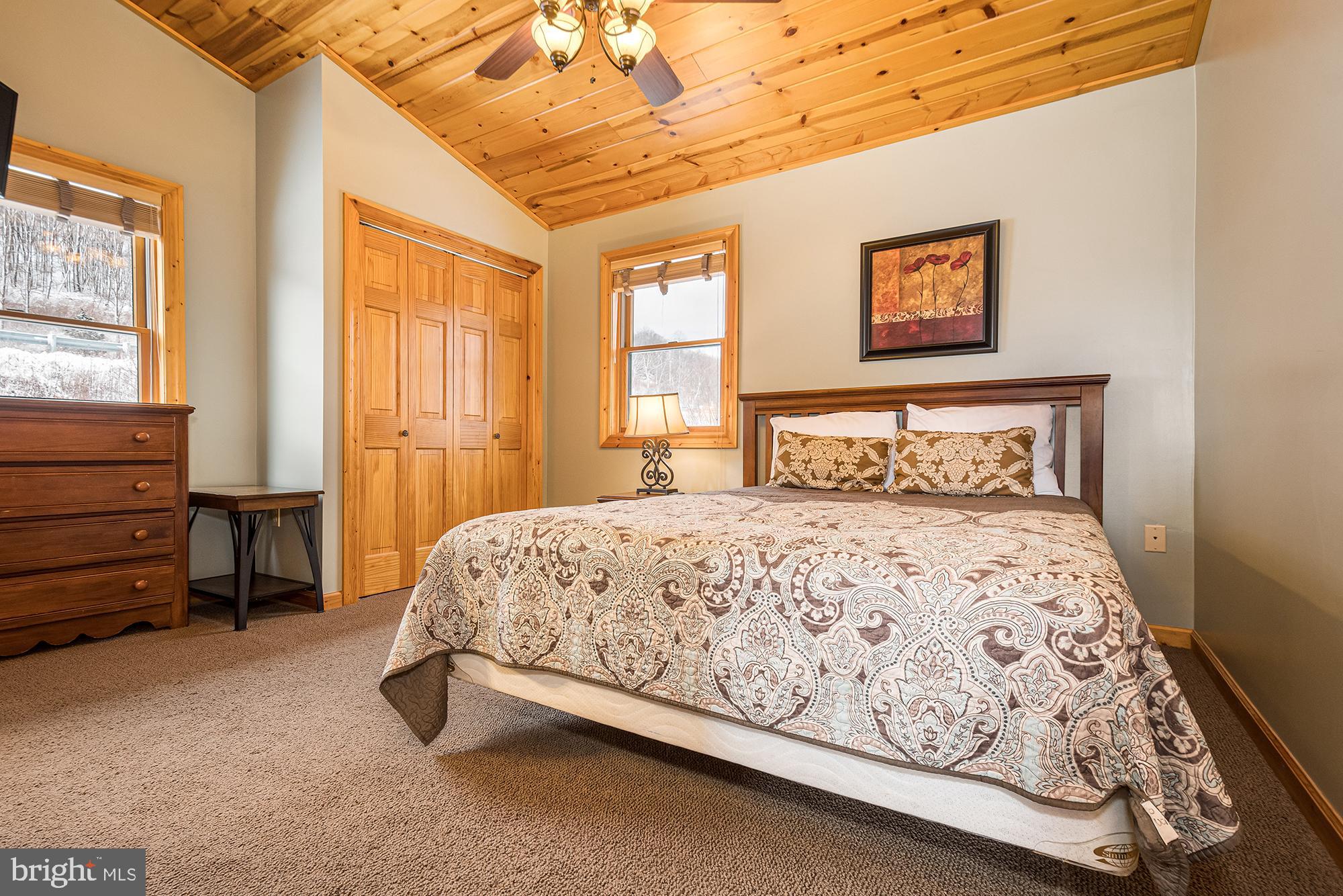 CEDAR VILLAGE - Residential