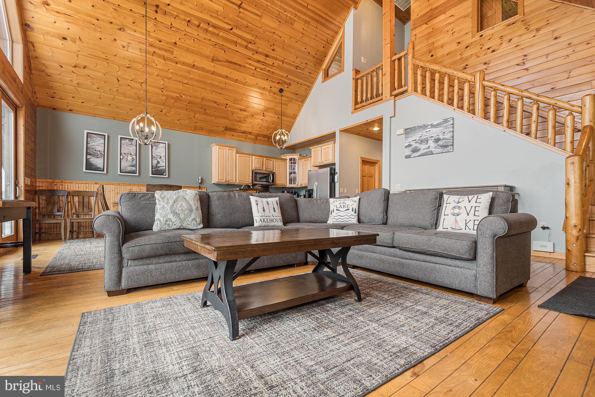 CEDAR VILLAGE - Residential