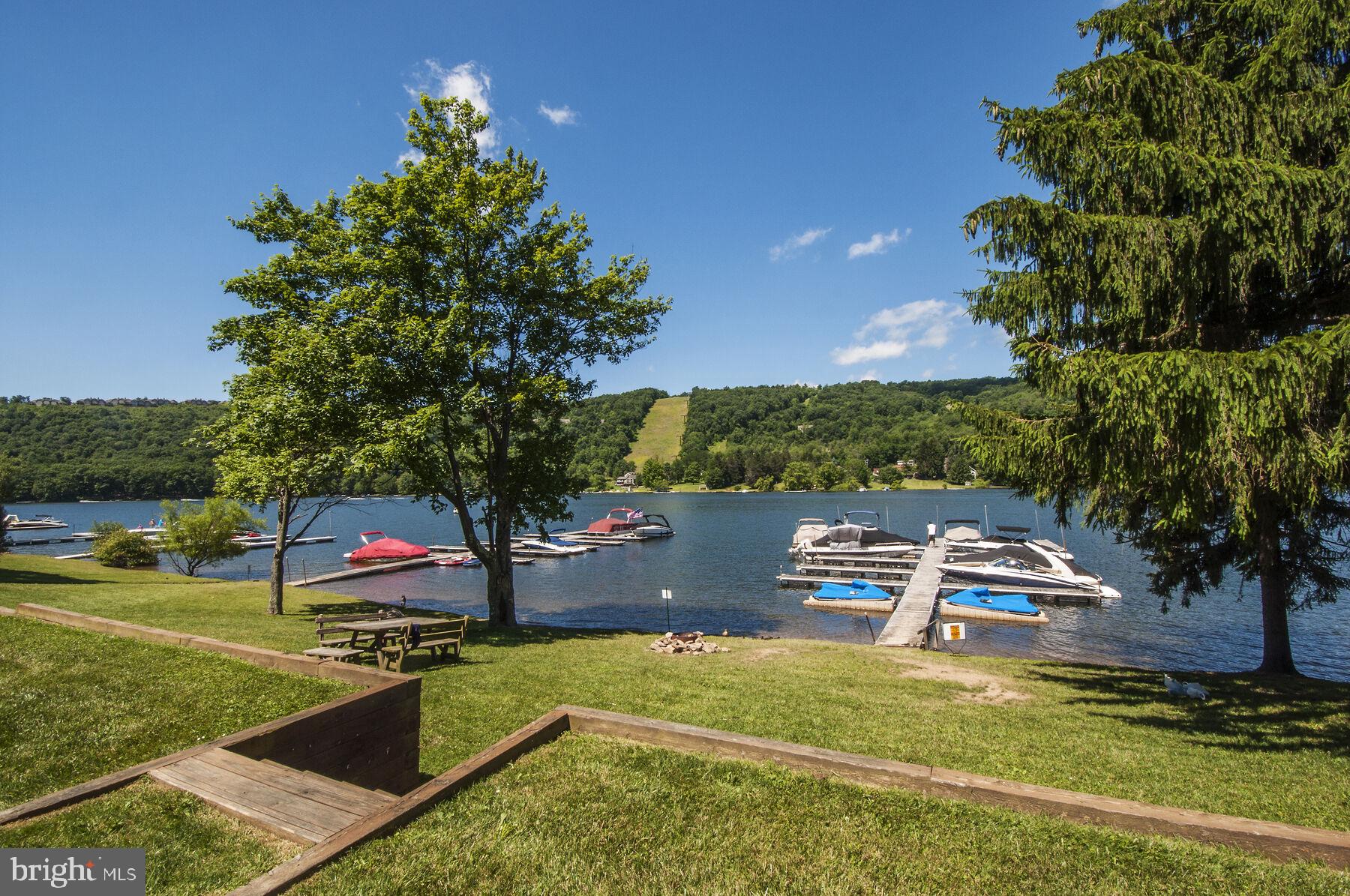 CEDAR VILLAGE - Residential