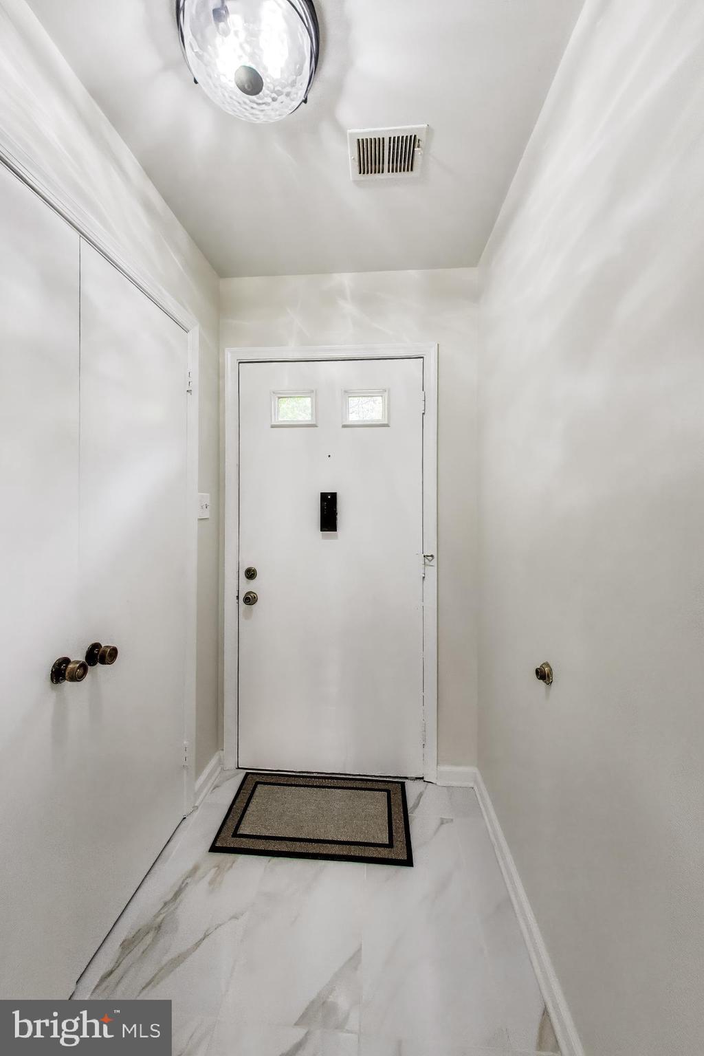 INVERNESS KNOLLS - Residential