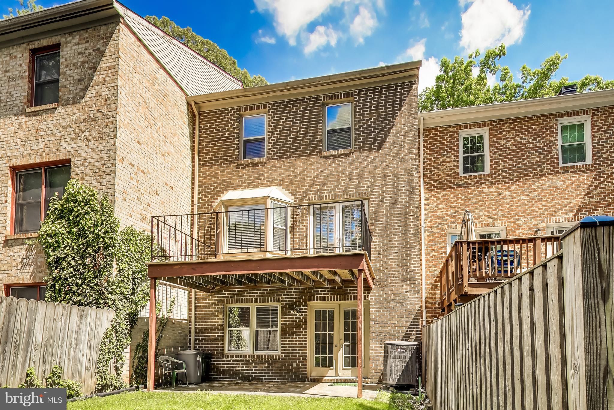 INVERNESS KNOLLS - Residential
