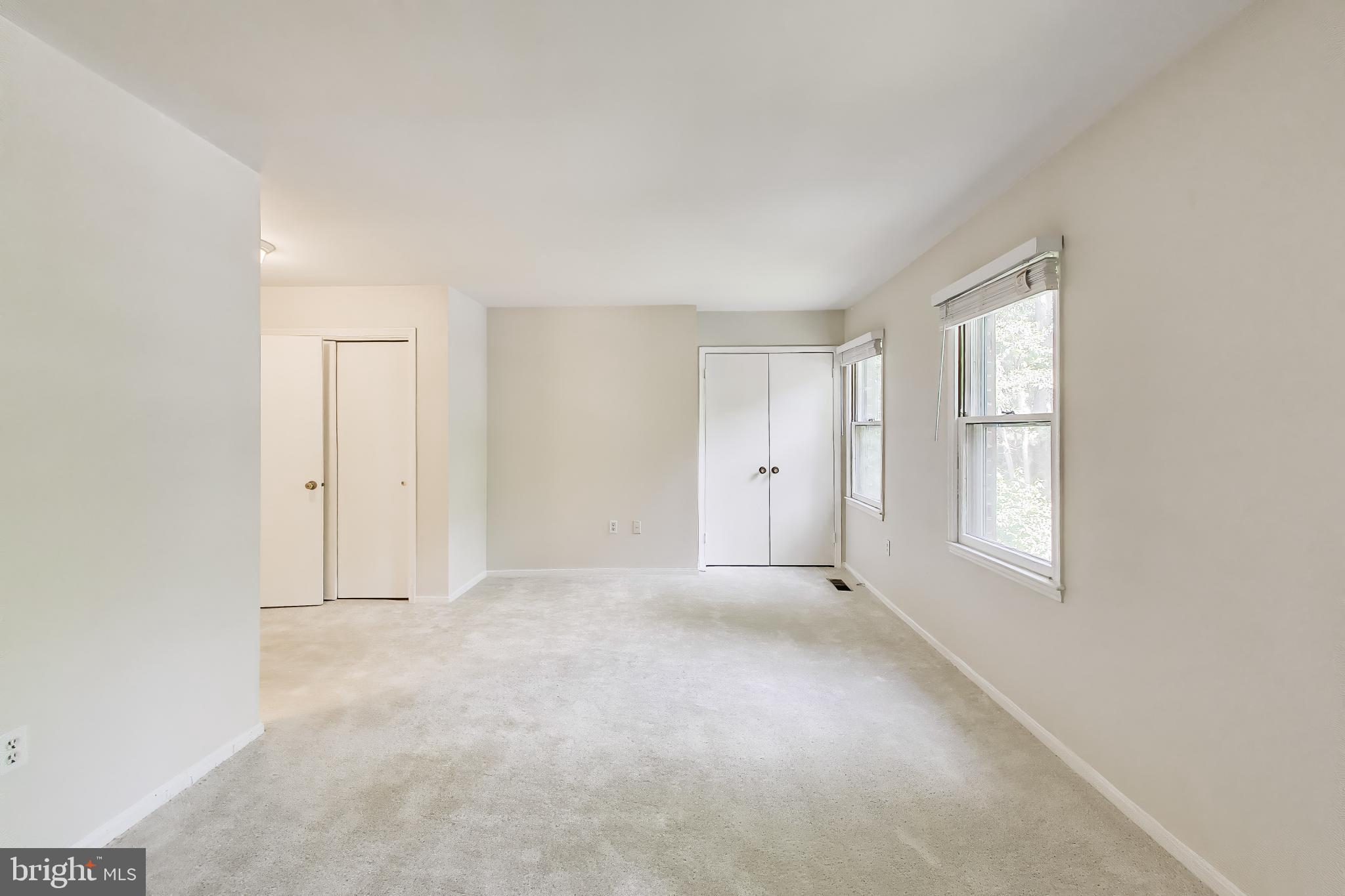 INVERNESS KNOLLS - Residential