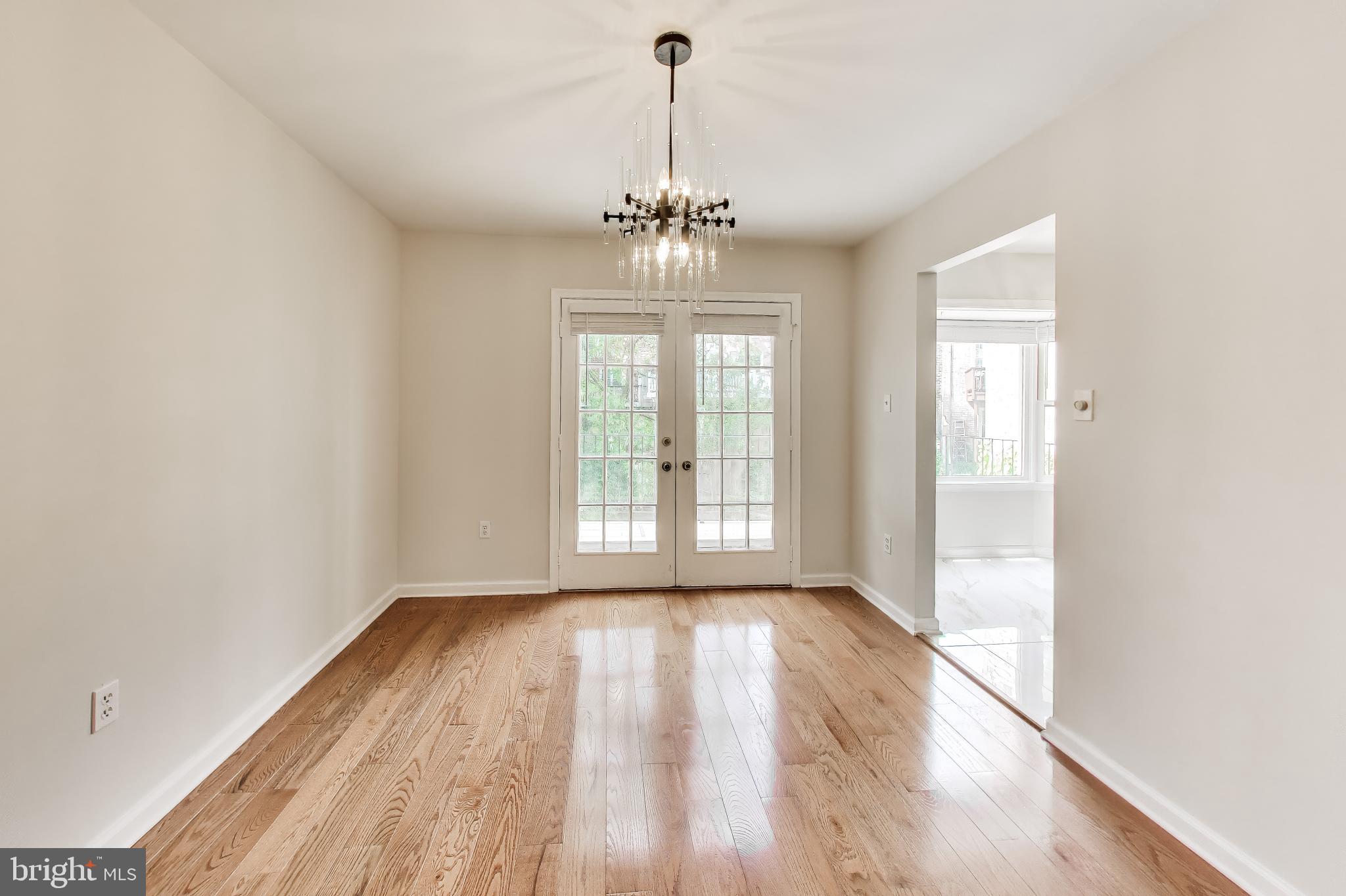 INVERNESS KNOLLS - Residential