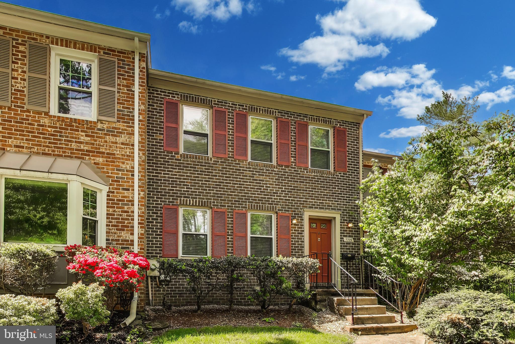 INVERNESS KNOLLS - Residential