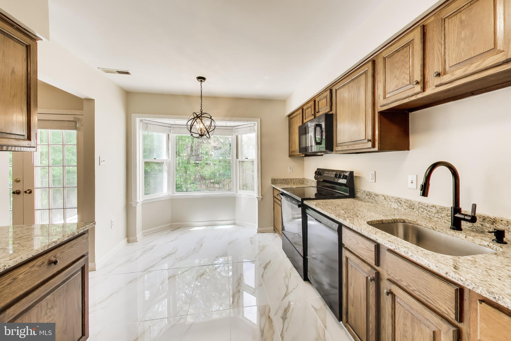 INVERNESS KNOLLS - Residential