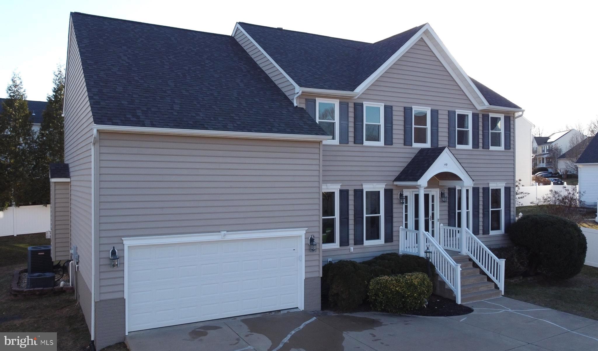 STAFFORD LAKES VILLAGE - Residential