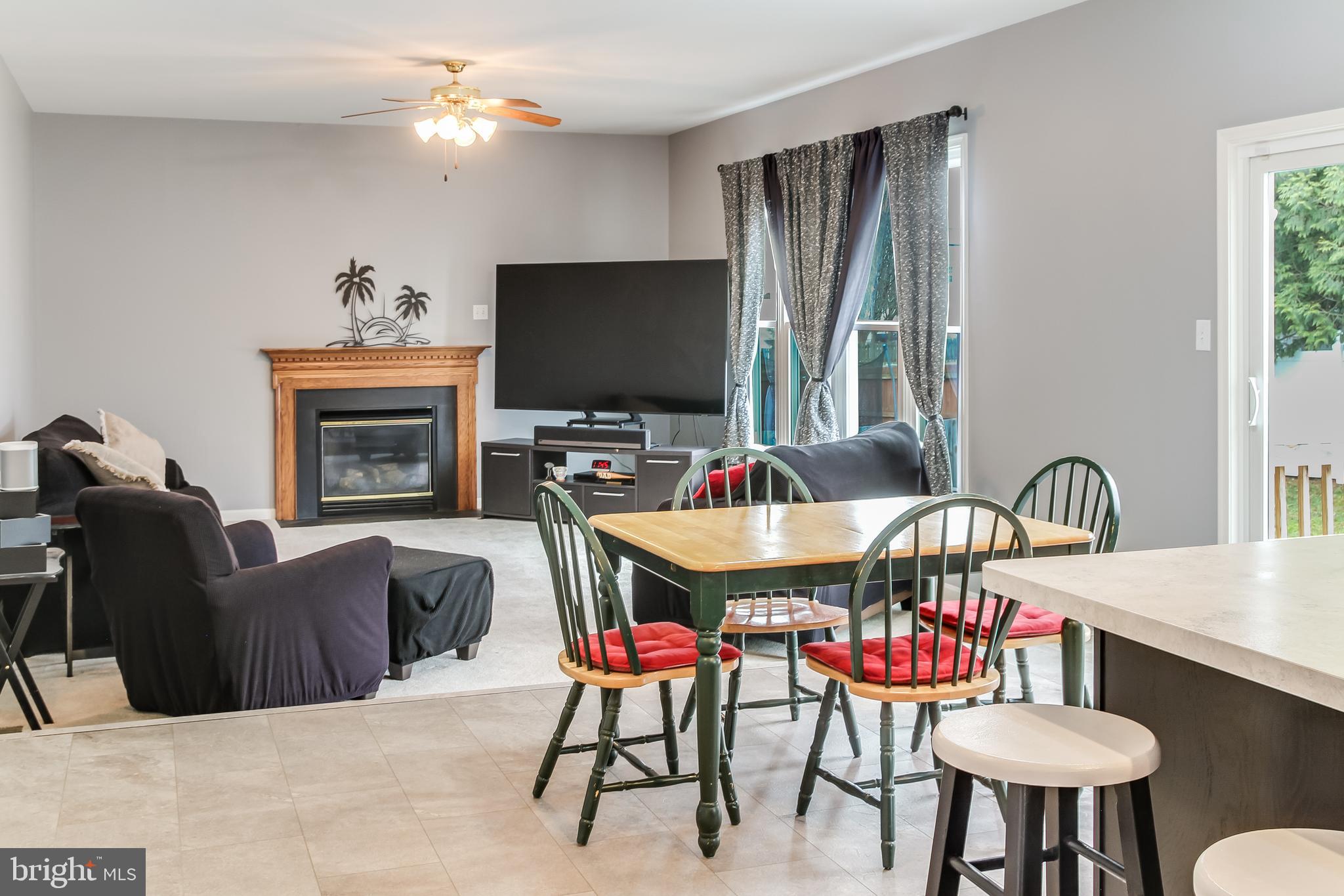 STAFFORD LAKES VILLAGE - Residential