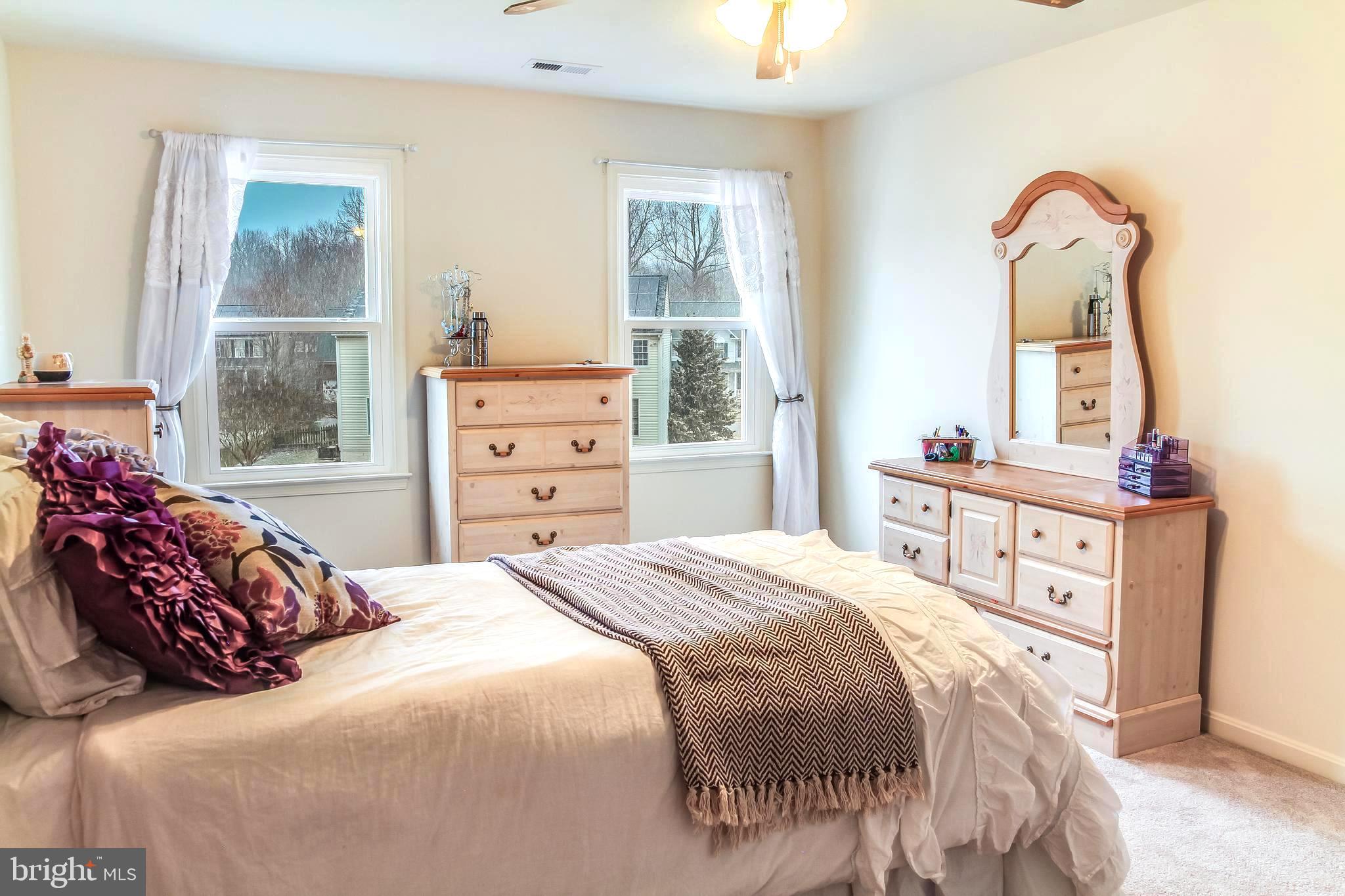 STAFFORD LAKES VILLAGE - Residential