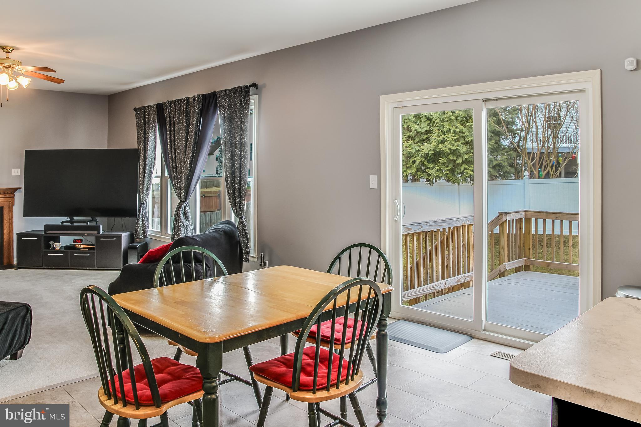 STAFFORD LAKES VILLAGE - Residential