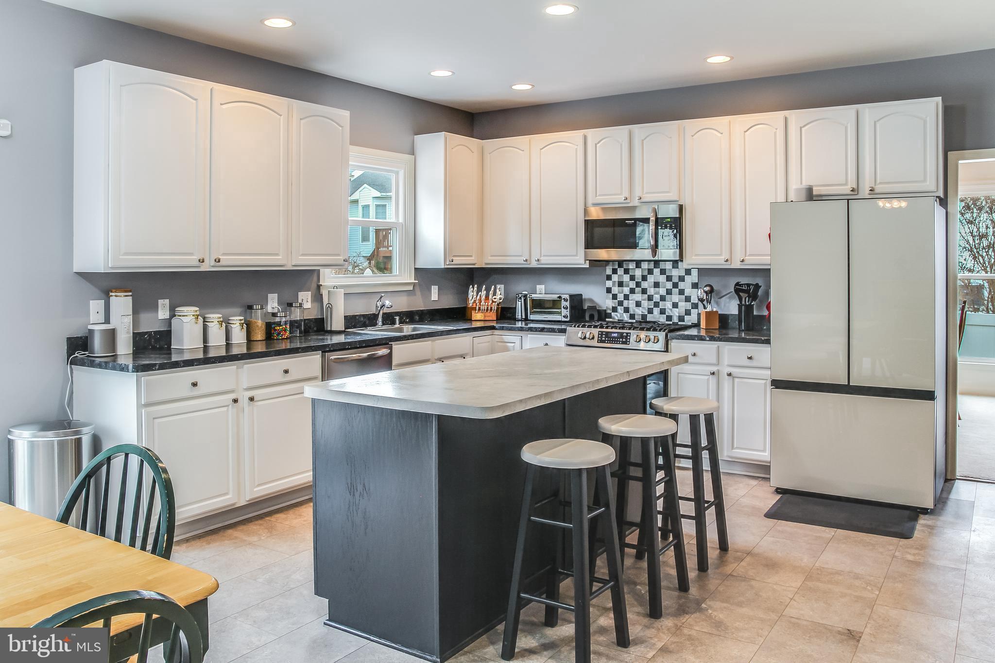 STAFFORD LAKES VILLAGE - Residential