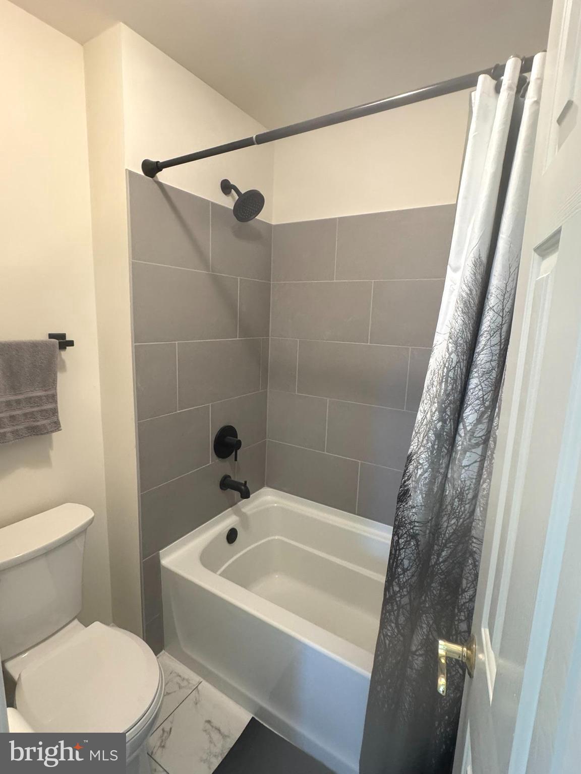 STAFFORD LAKES VILLAGE - Residential