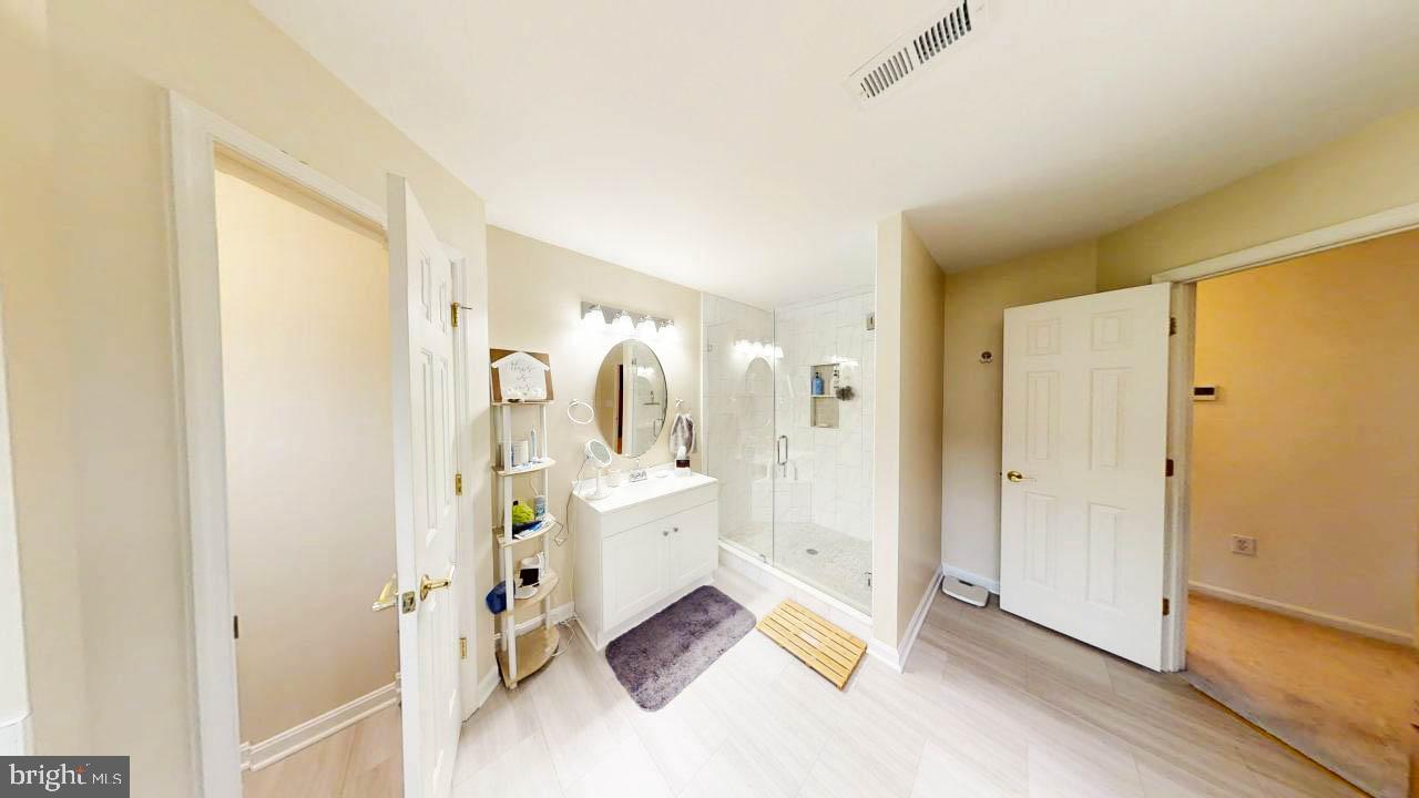 STAFFORD LAKES VILLAGE - Residential