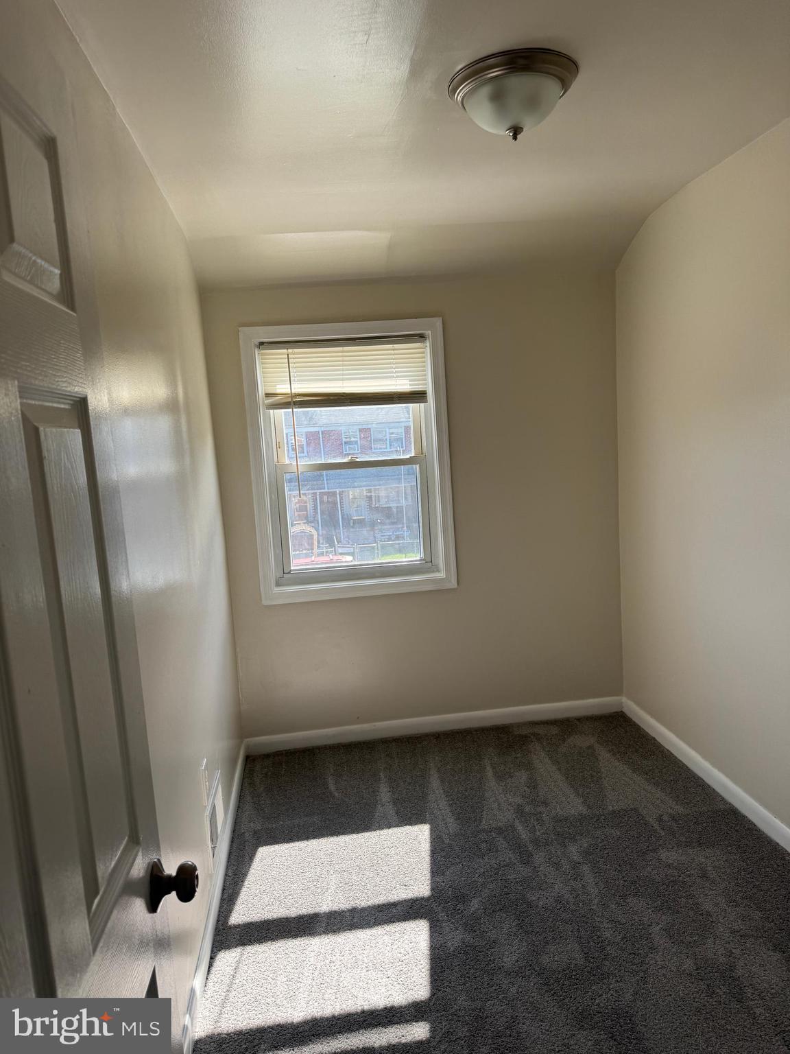 NORTH POINT - Residential Lease