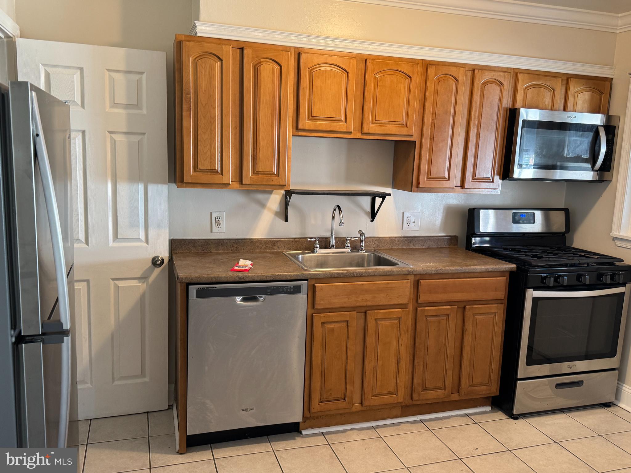 NORTH POINT - Residential Lease