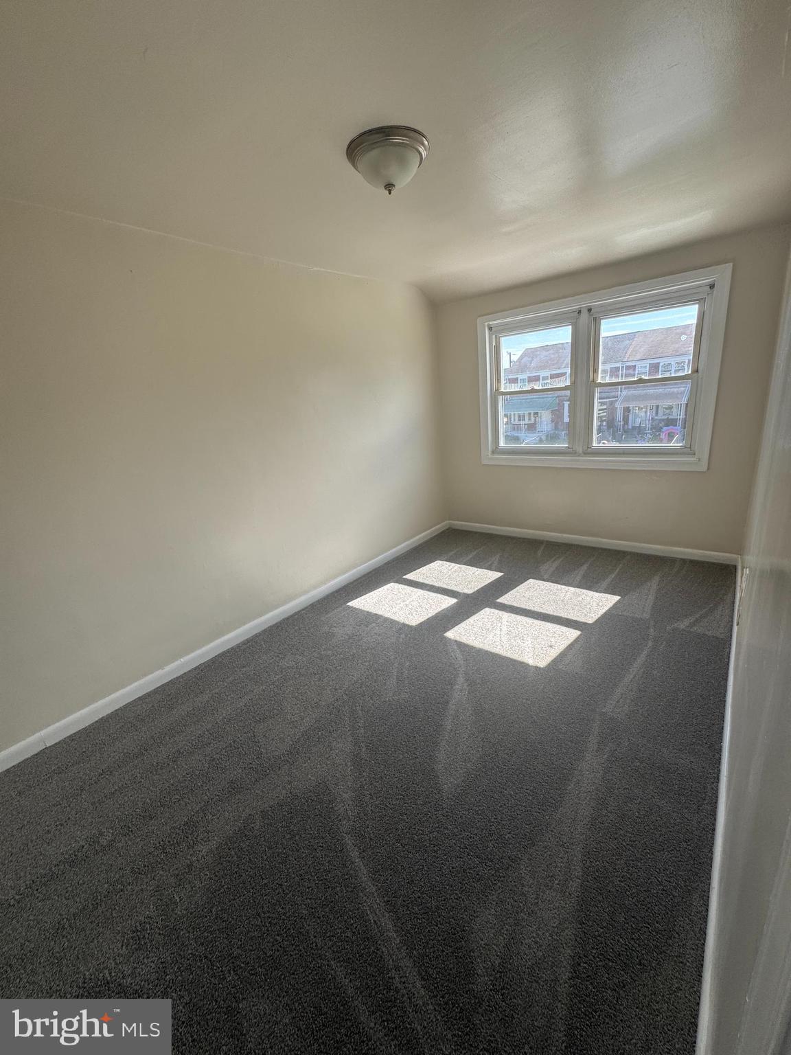 NORTH POINT - Residential Lease