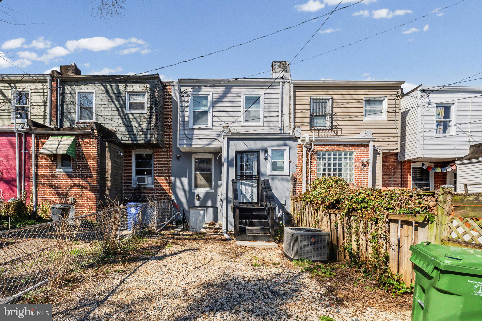 WAVERLY - Residential