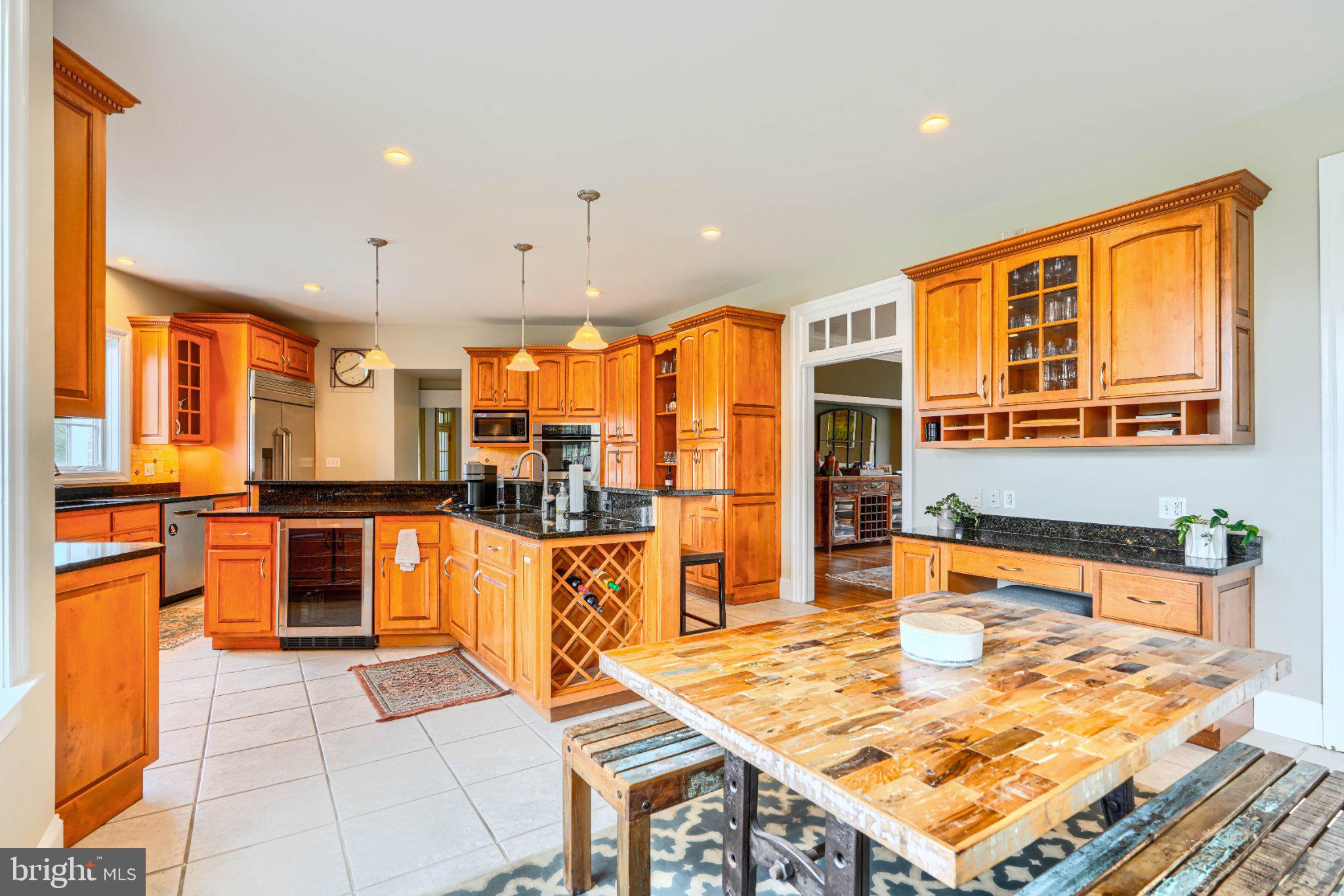 LUTHERVILLE - Residential