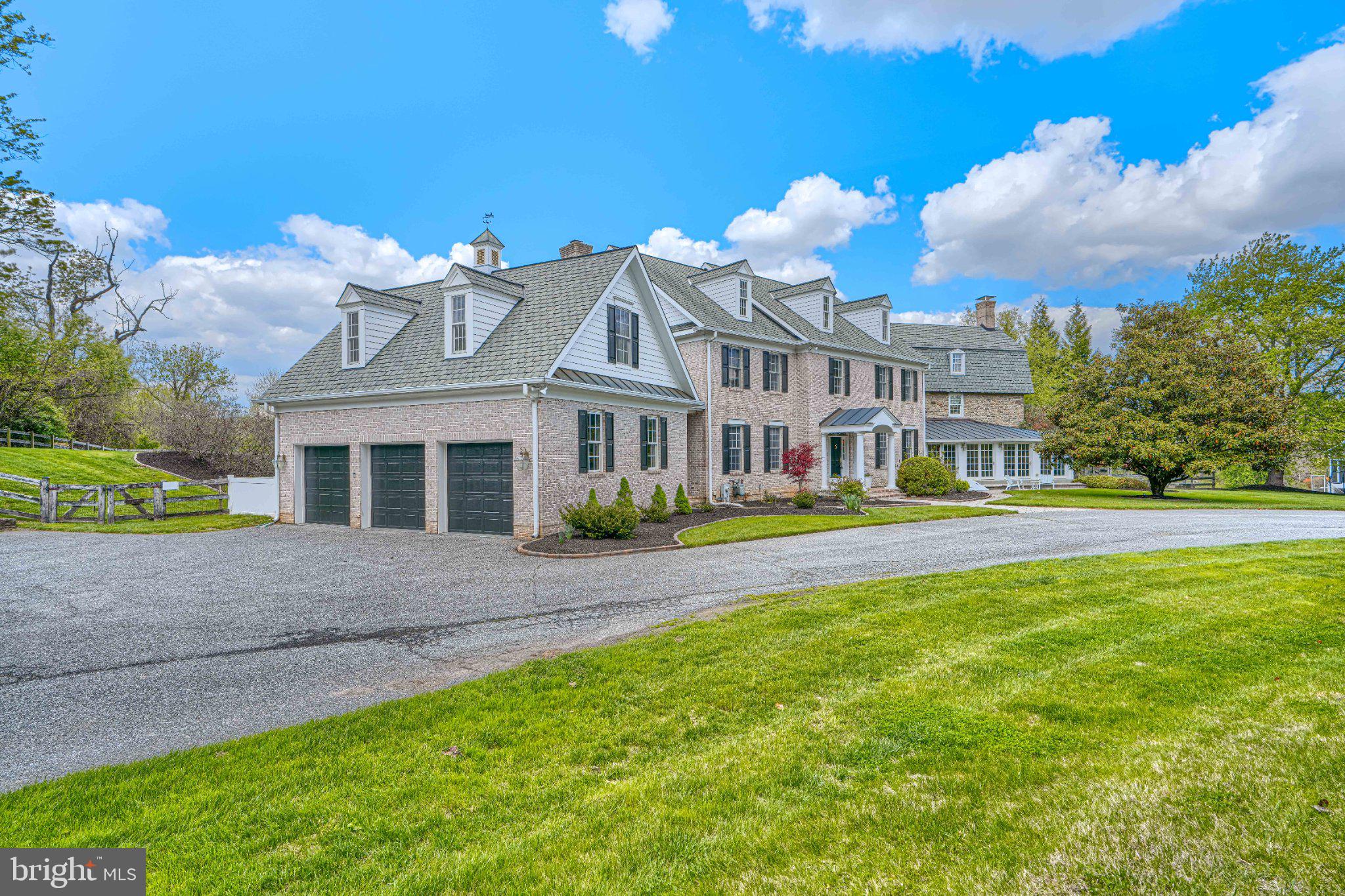 LUTHERVILLE - Residential