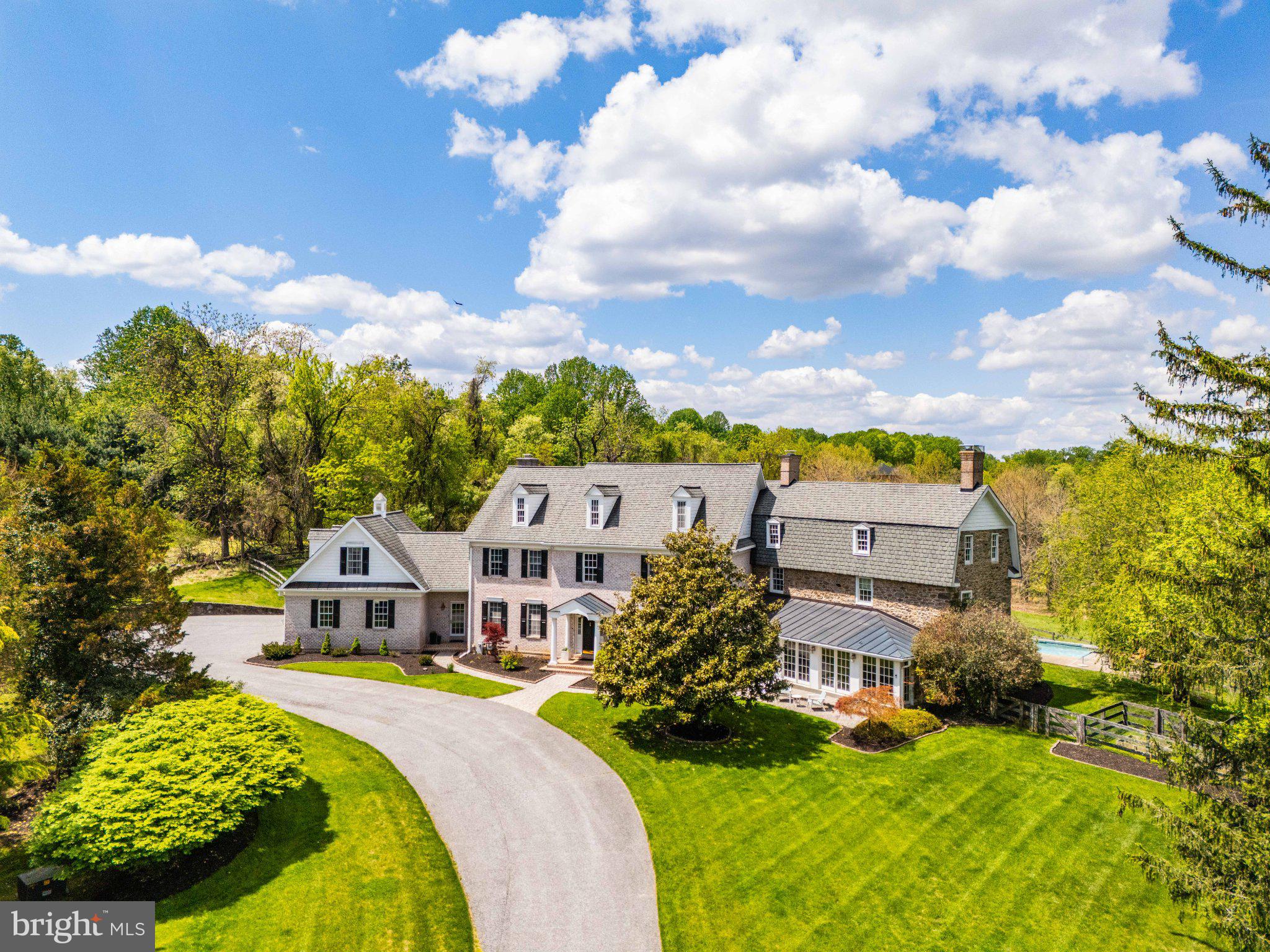 LUTHERVILLE - Residential