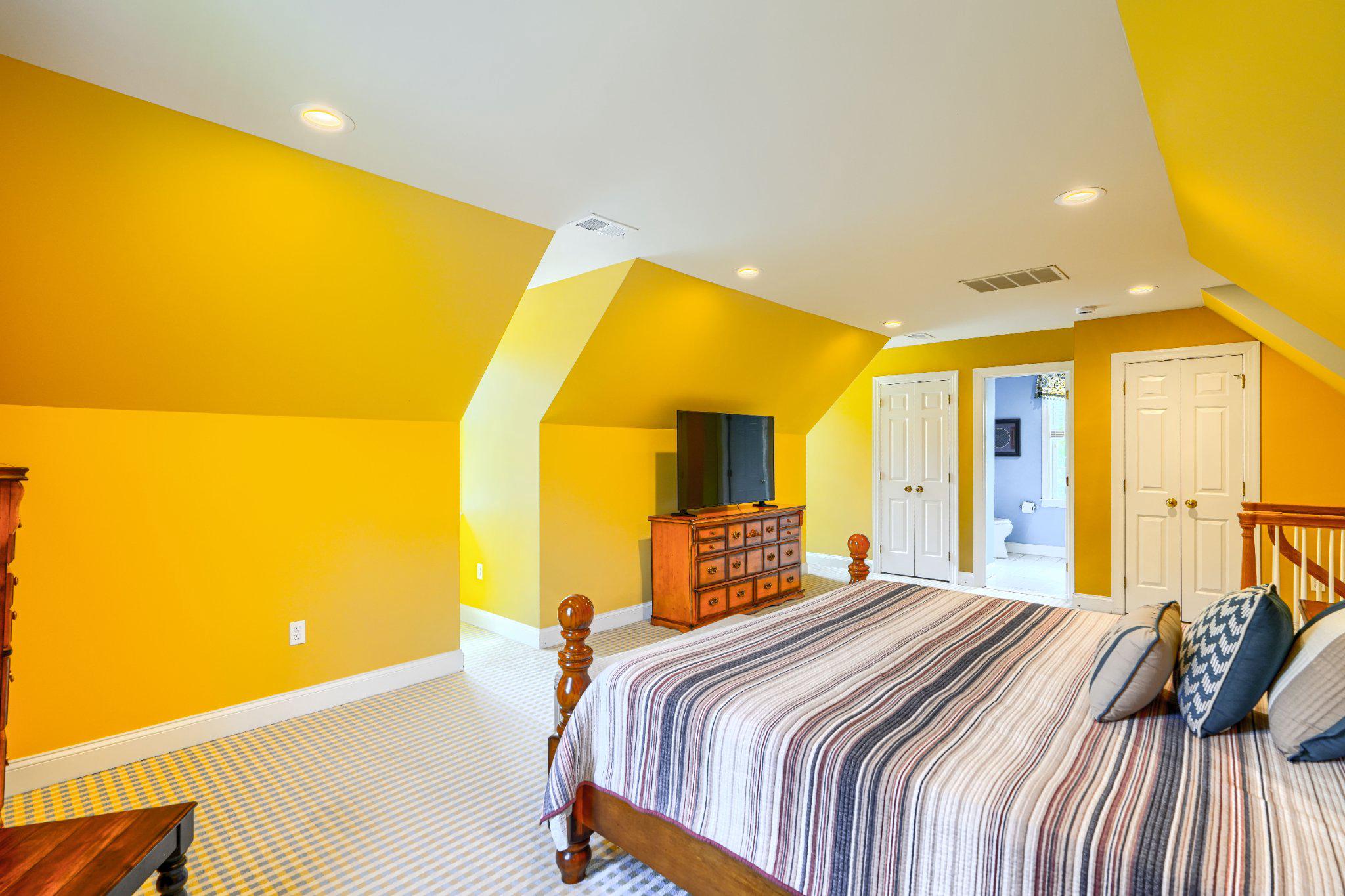LUTHERVILLE - Residential