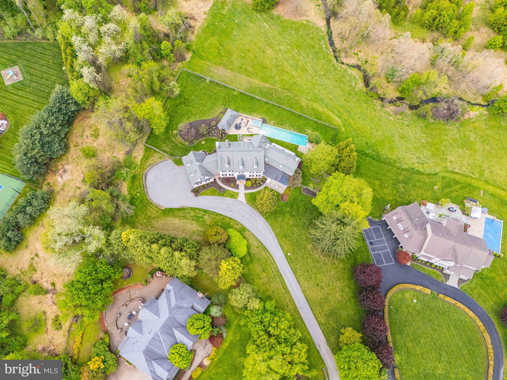 LUTHERVILLE - Residential