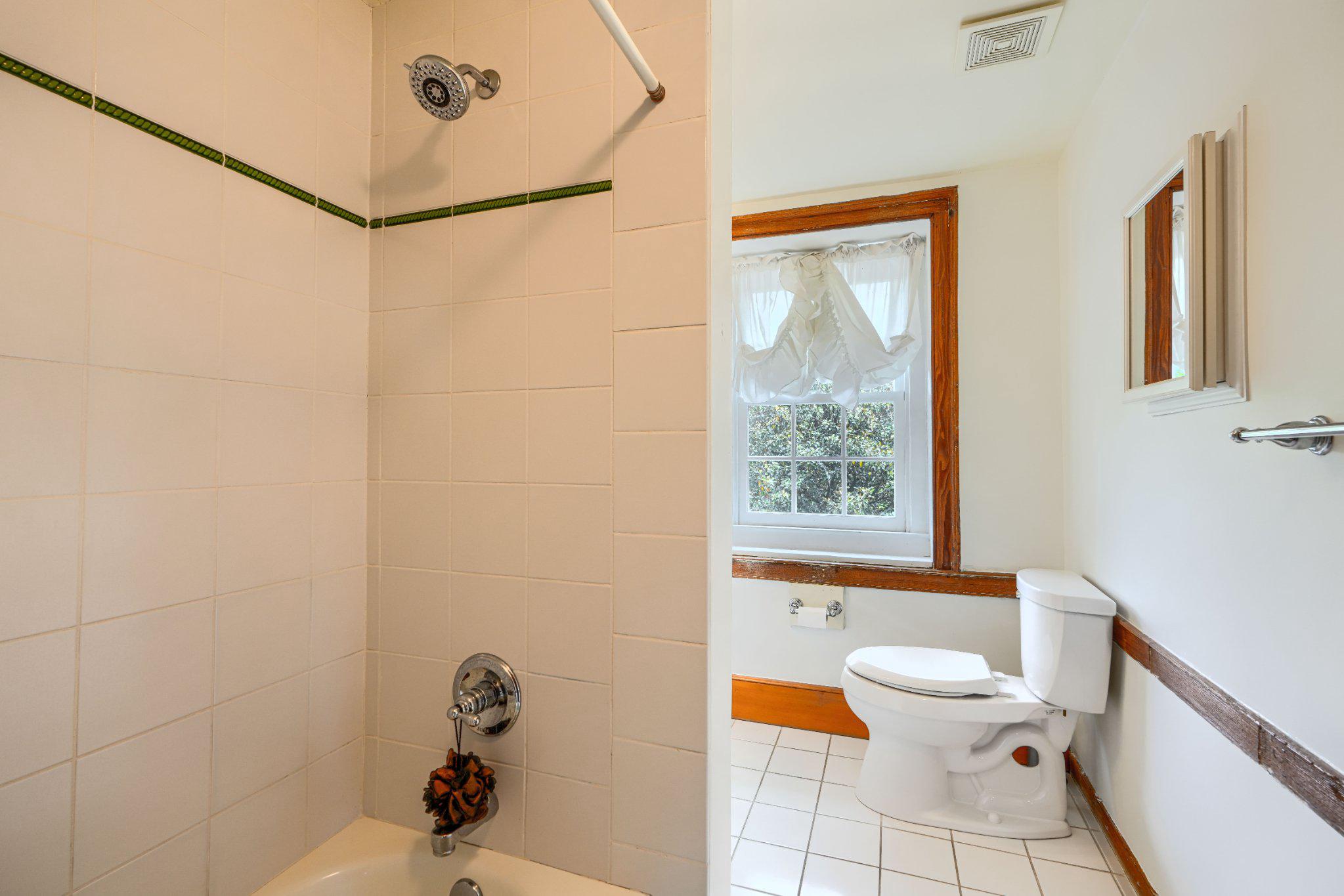 LUTHERVILLE - Residential